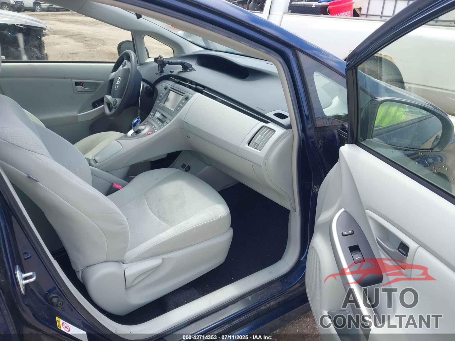 TOYOTA PRIUS 2013 - JTDKN3DU5D1676887