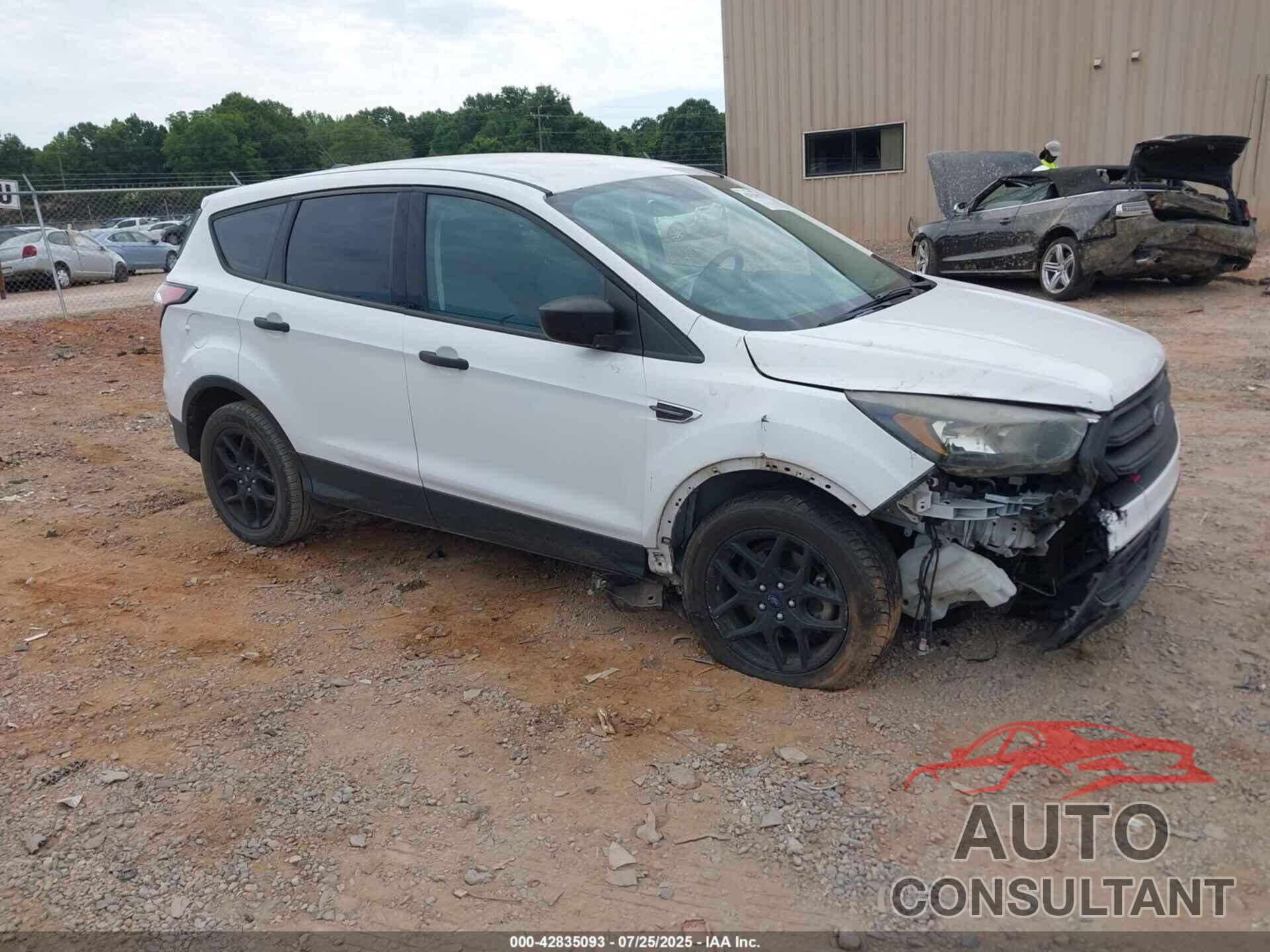 FORD ESCAPE 2018 - 1FMCU0F76JUA29711