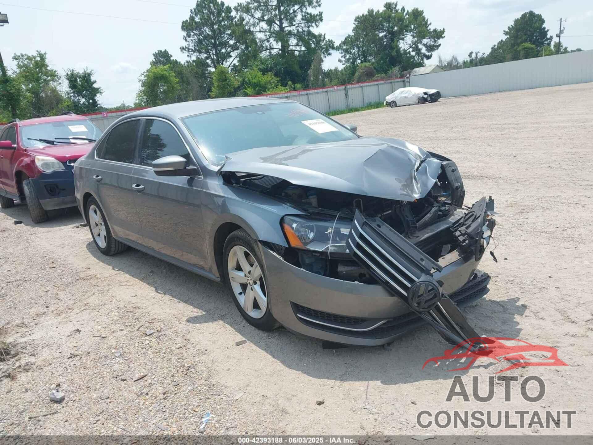 VOLKSWAGEN PASSAT 2014 - 1VWBH7A36EC016841
