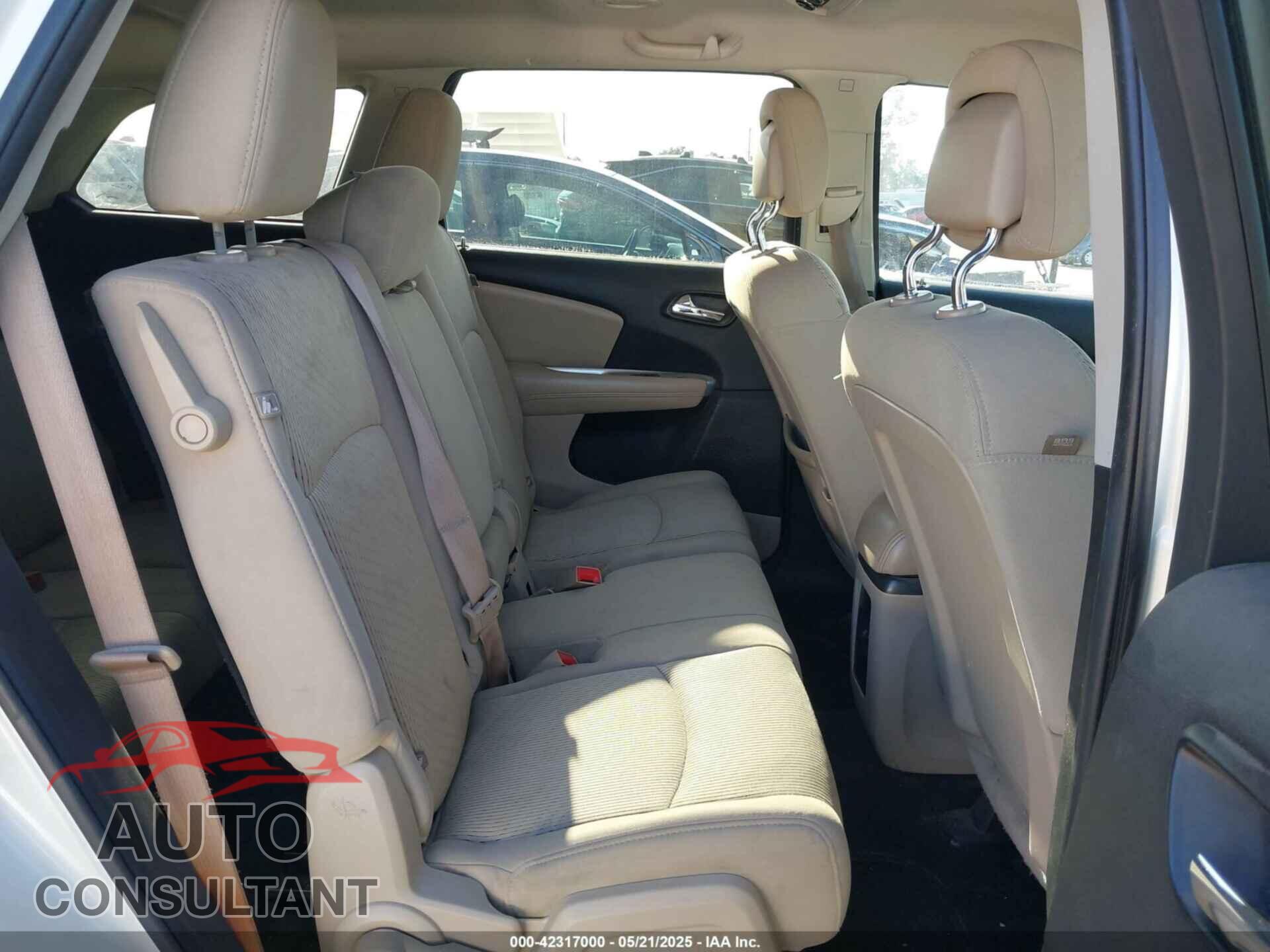 DODGE JOURNEY 2012 - 3C4PDCBG7CT374496