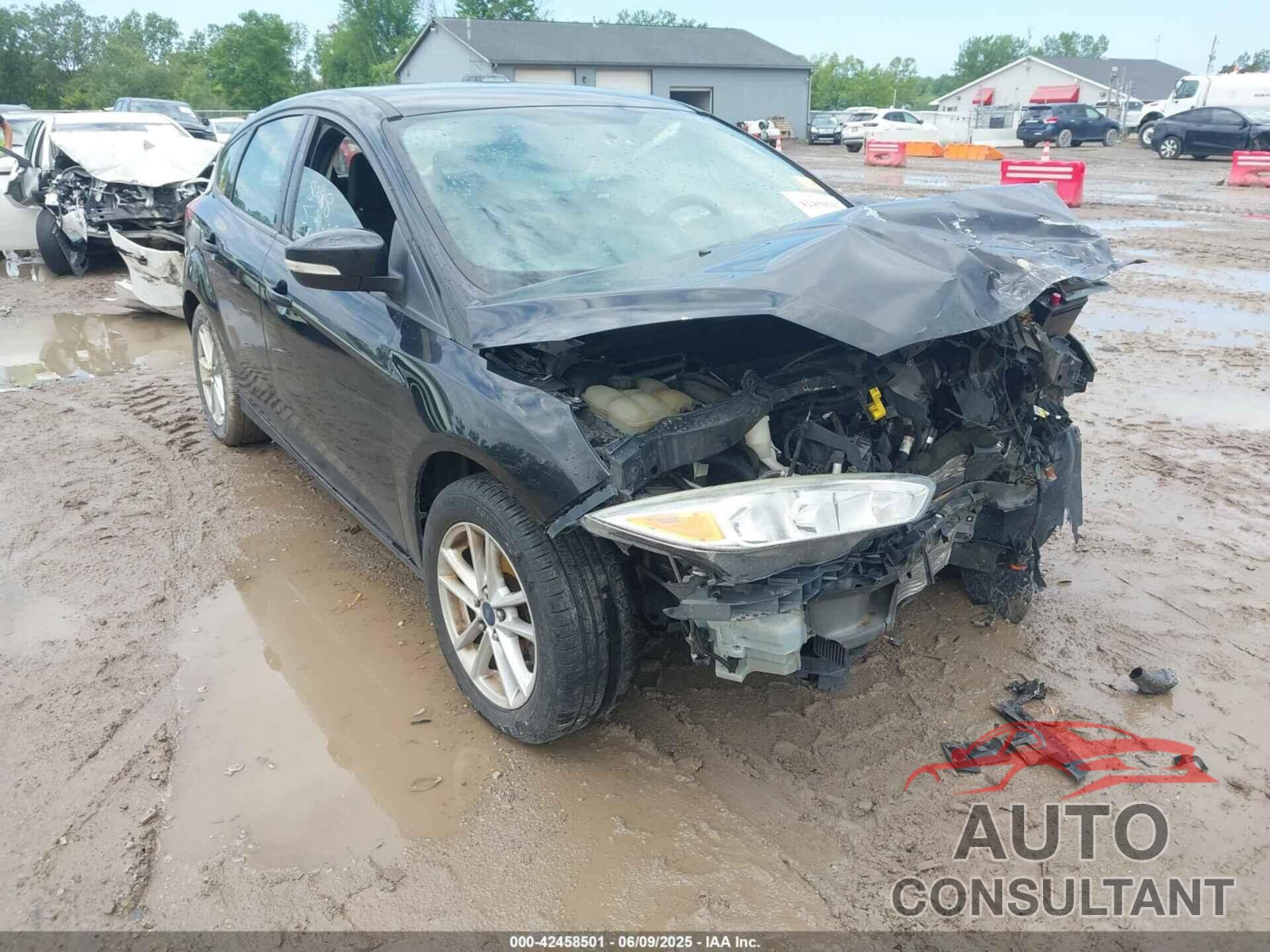 FORD FOCUS 2015 - 1FADP3K22FL329356