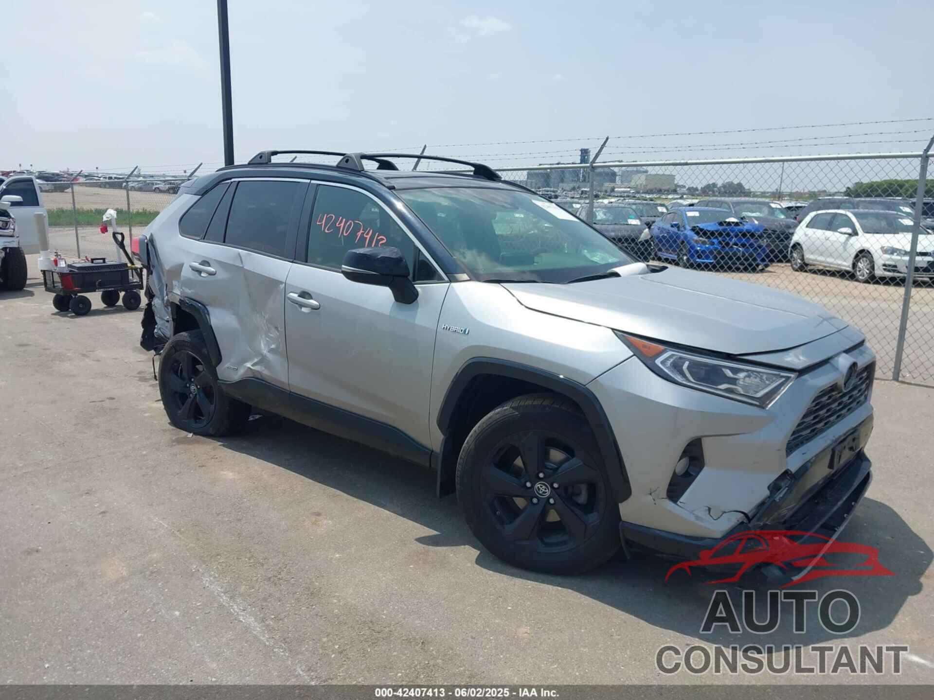 TOYOTA RAV4 HYBRID 2019 - JTMEWRFV8KJ016570