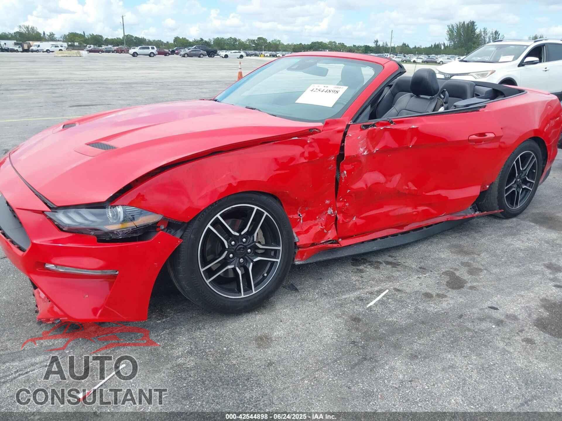 FORD MUSTANG 2021 - 1FATP8UH7M5101820