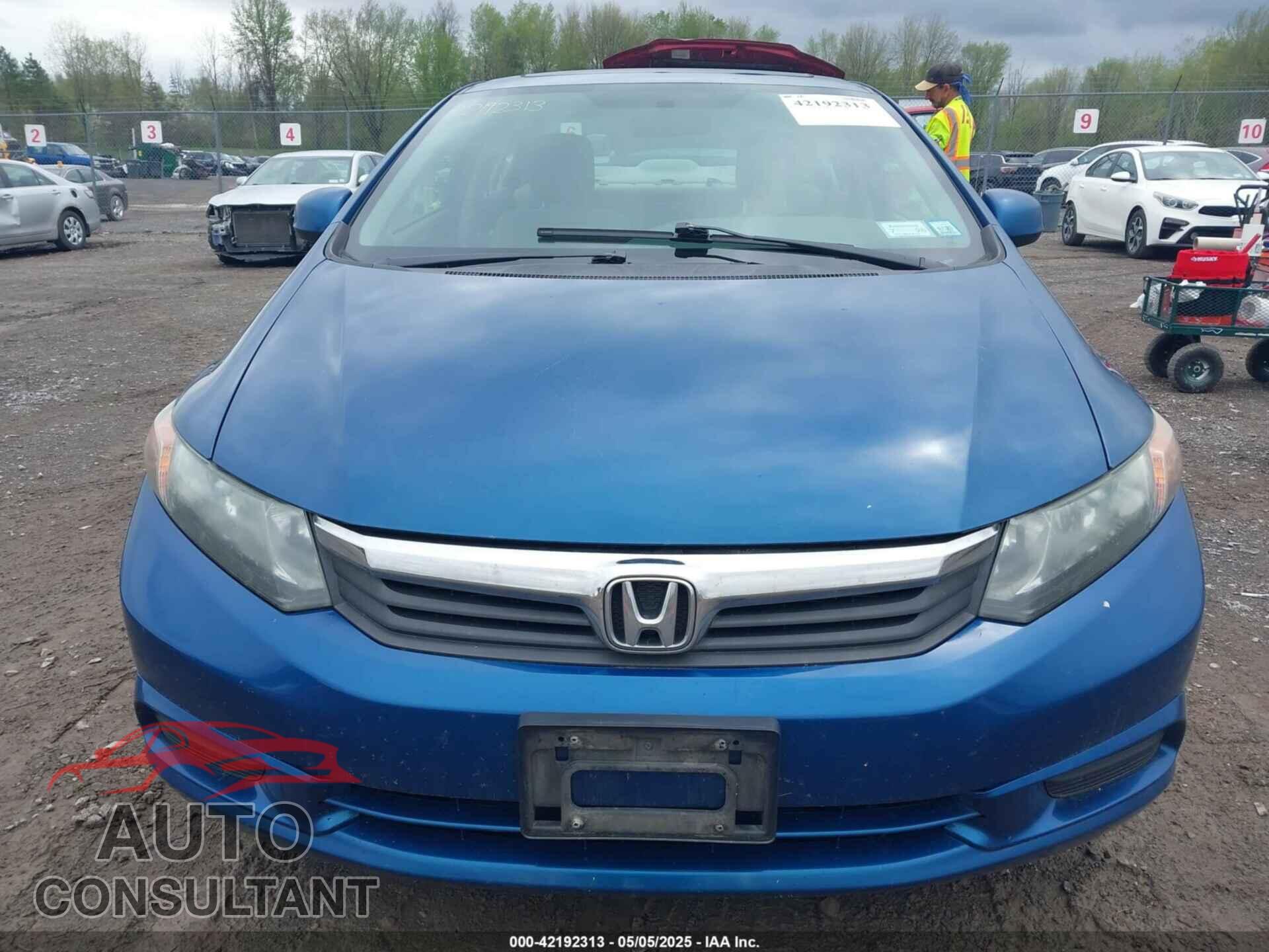 HONDA CIVIC 2012 - 2HGFB2F86CH544873