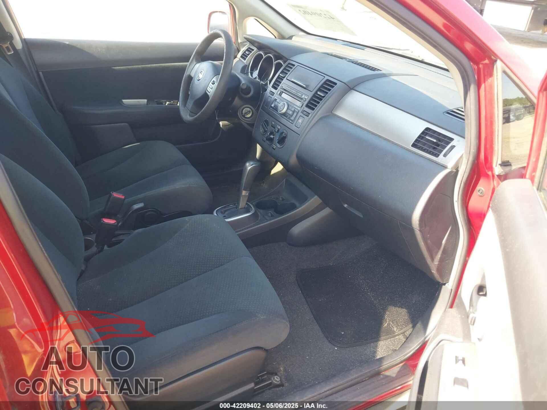 NISSAN VERSA 2011 - 3N1BC1AP7BL396261