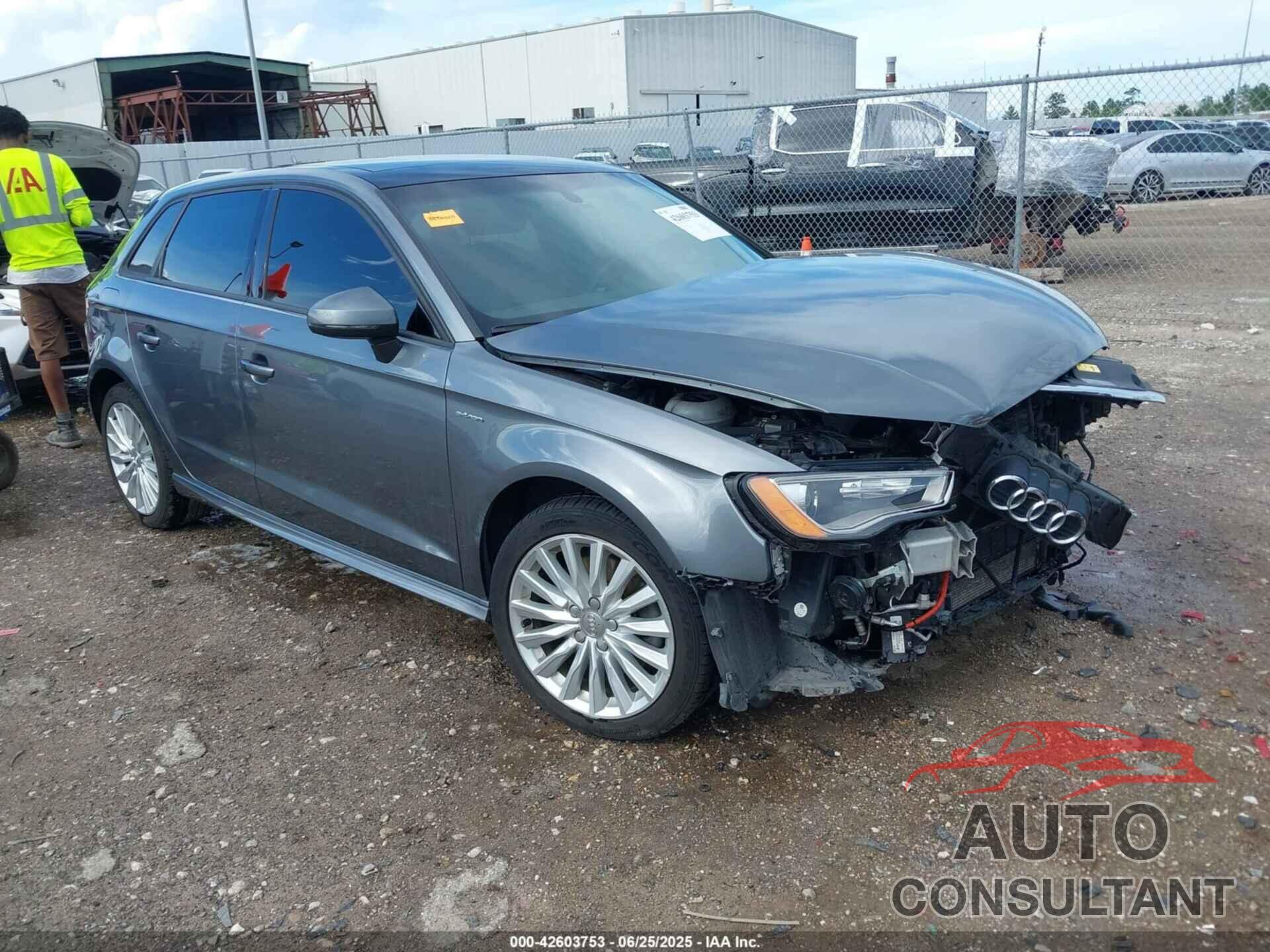 AUDI A3 E-TRON 2016 - WAUUPBFF5GA114775