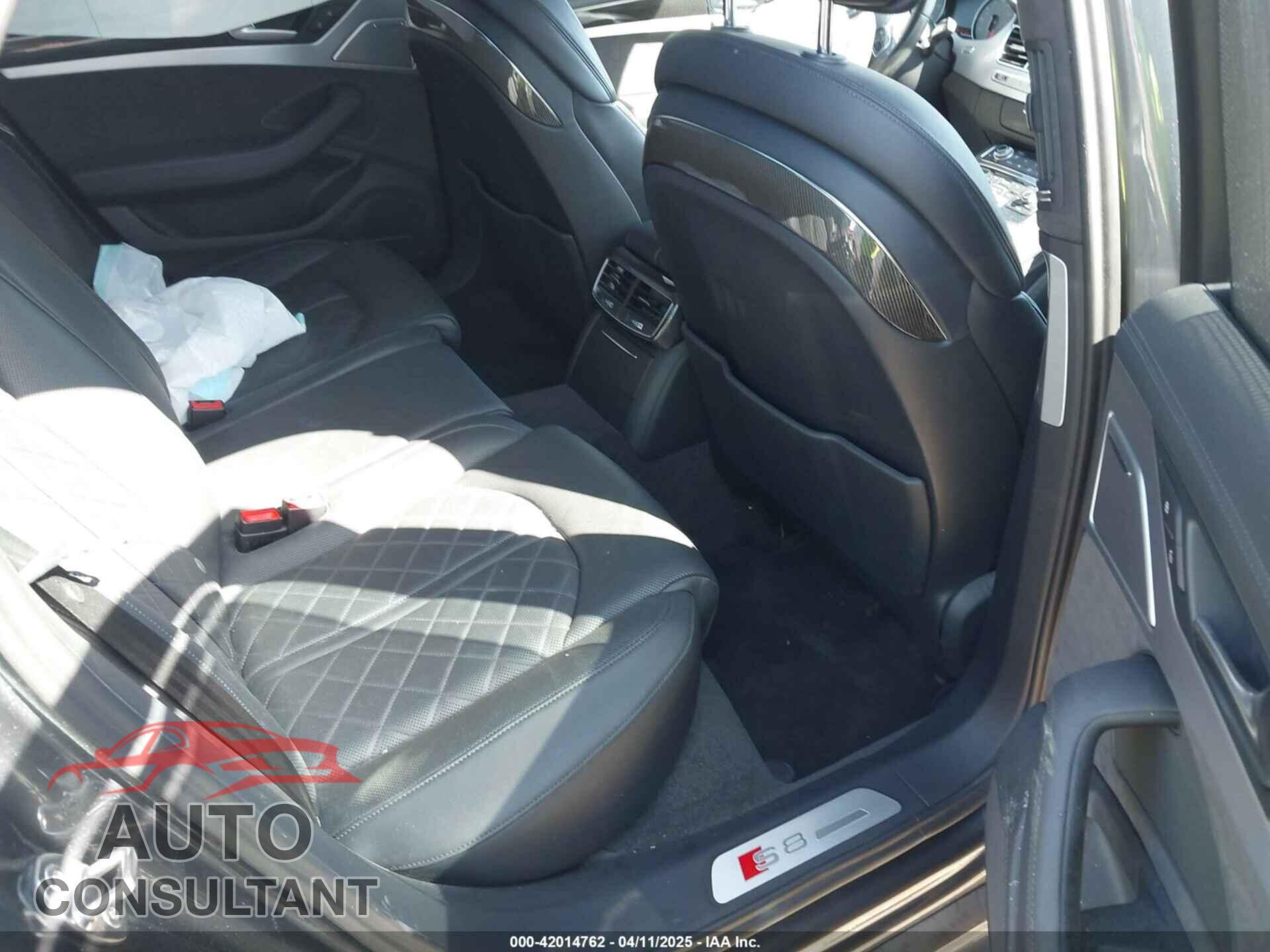AUDI S8 2016 - WUAJ5AFD2GN900596