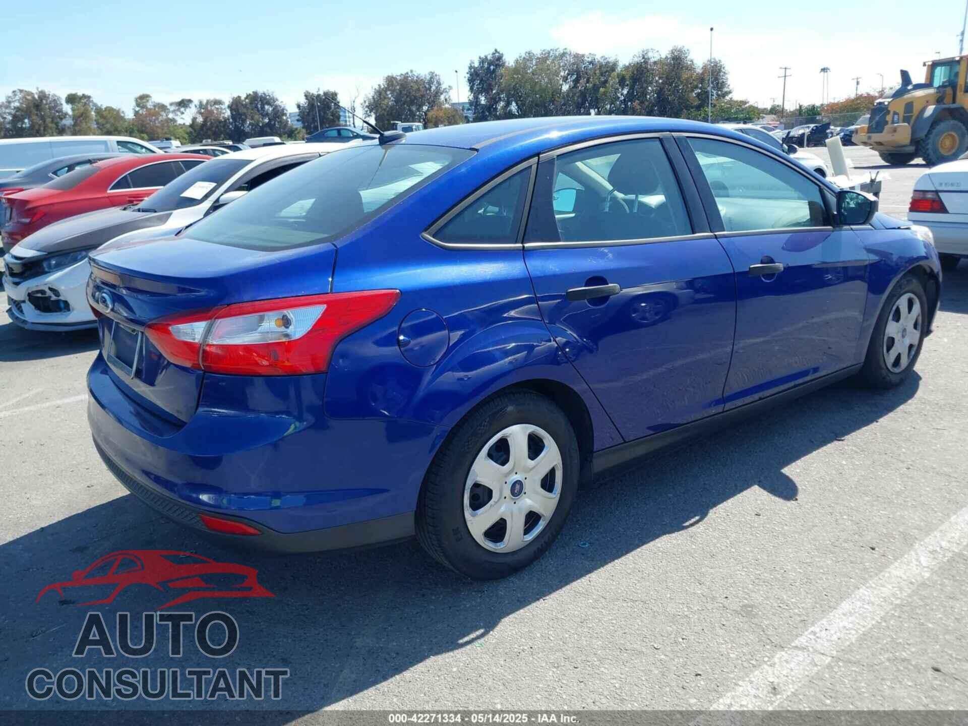 FORD FOCUS 2012 - 1FAHP3E2XCL271313