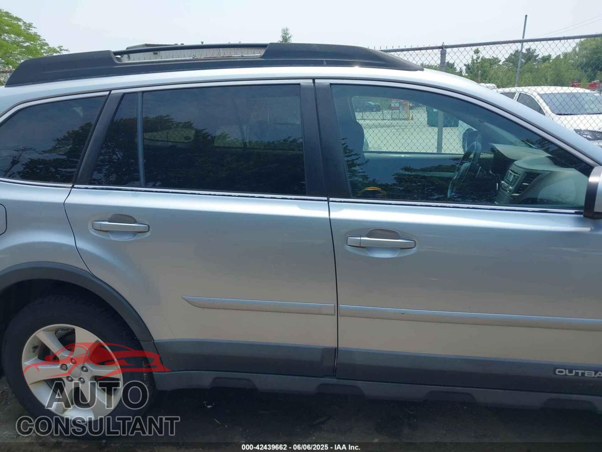 SUBARU OUTBACK 2013 - 4S4BRCCC9D3236717