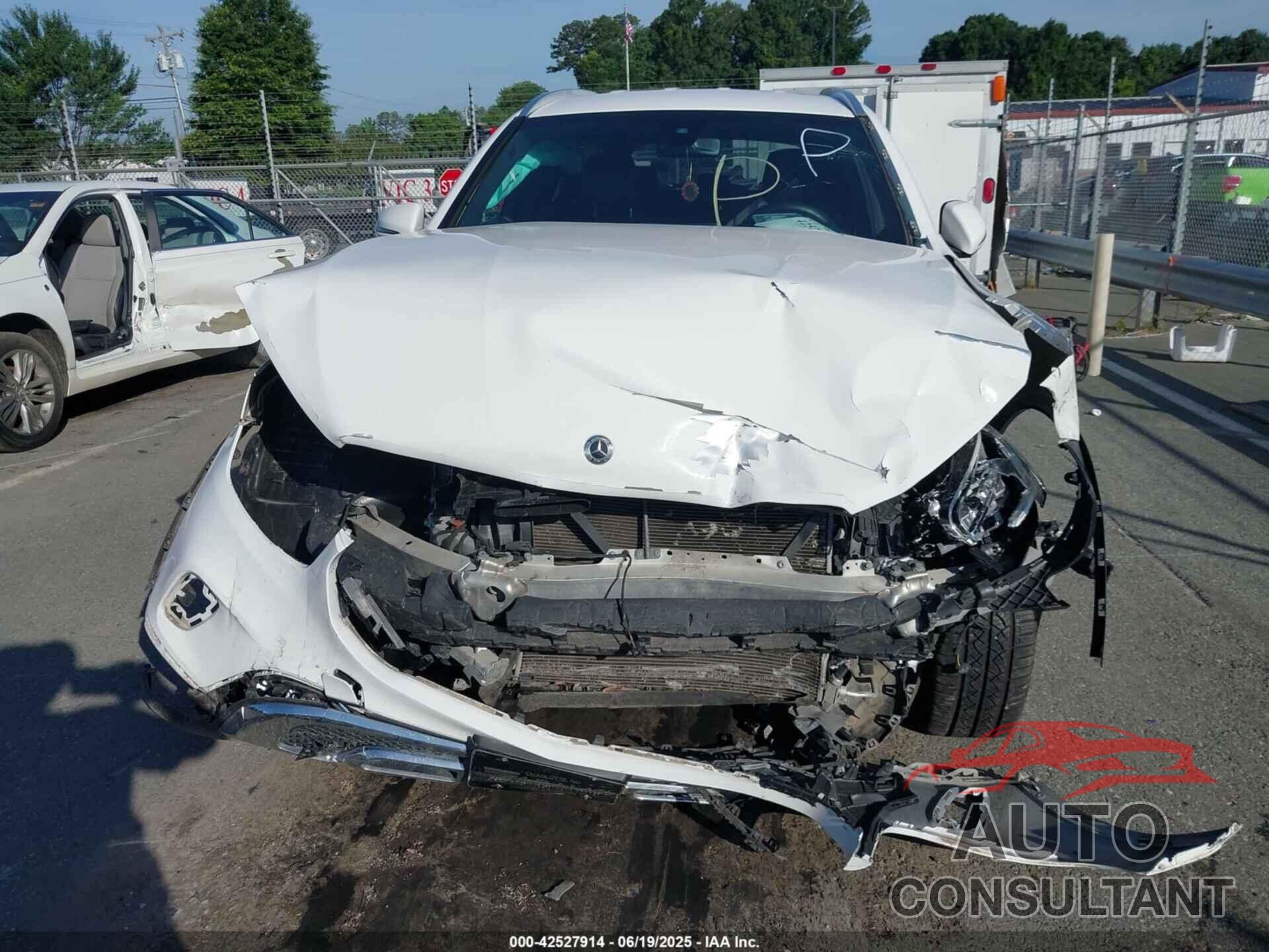 MERCEDES-BENZ GLC 300 2020 - WDC0G8DB9LF741118