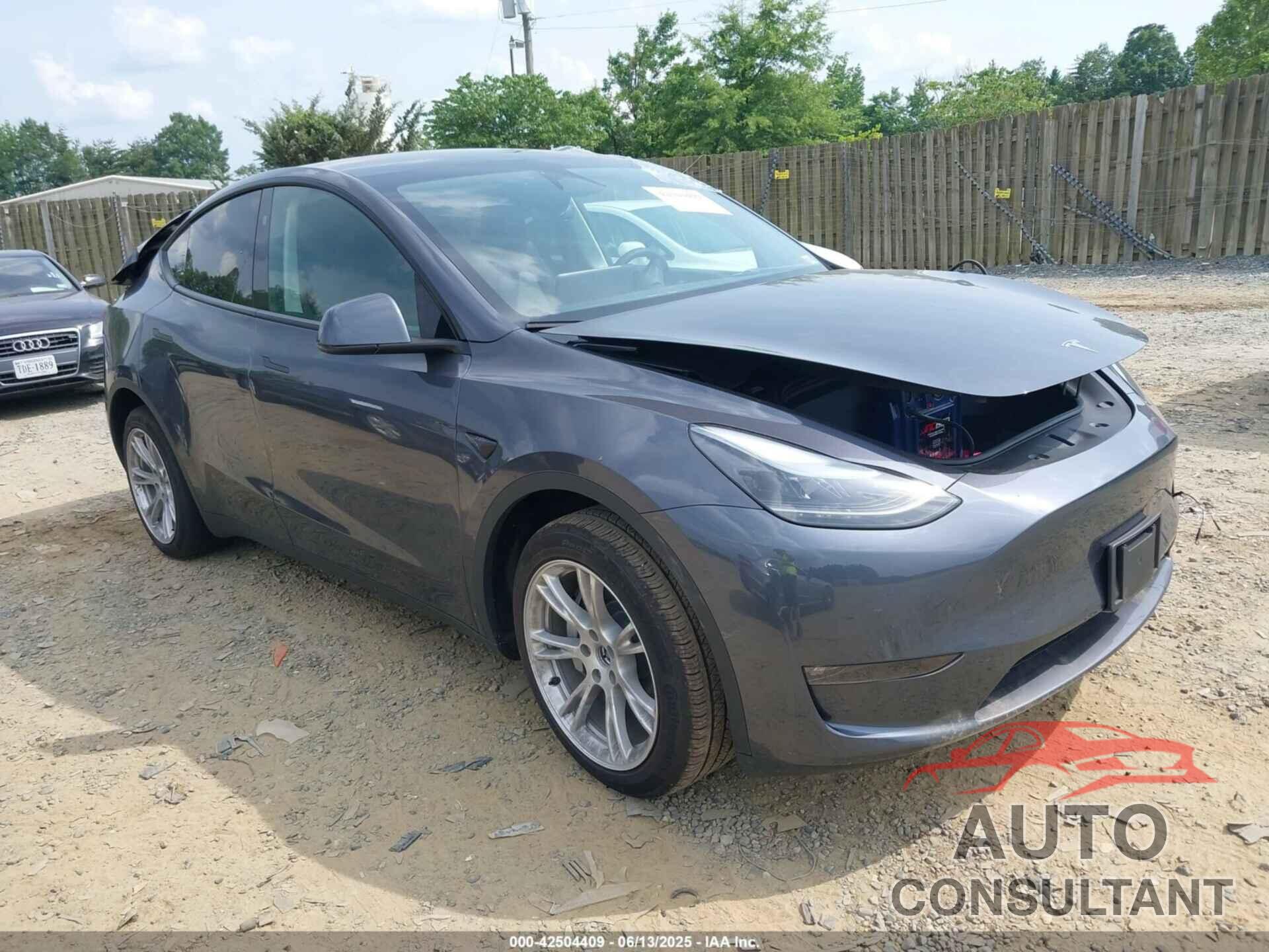 TESLA MODEL Y 2023 - 7SAYGDEE5PF895364