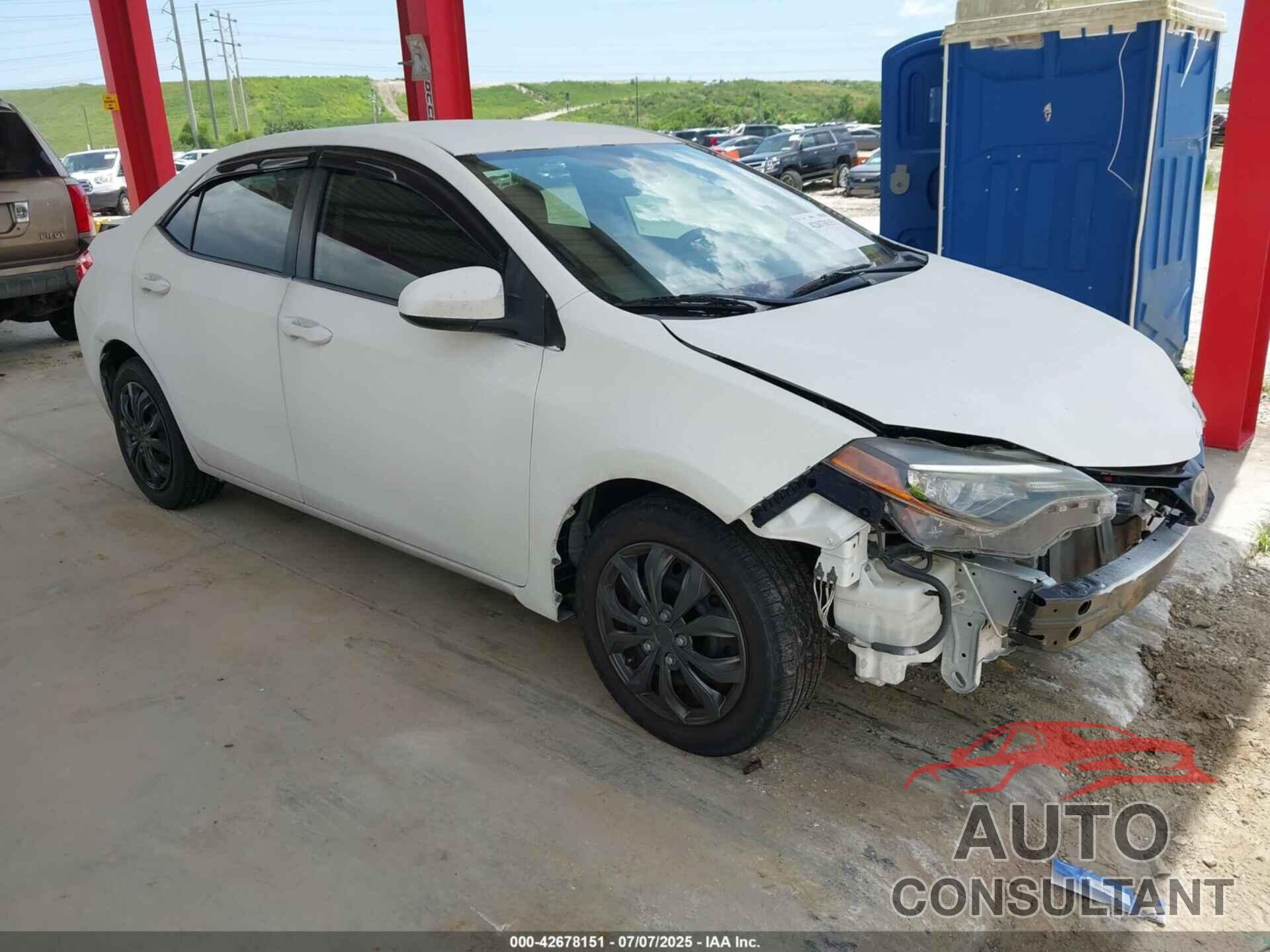 TOYOTA COROLLA 2017 - 5YFBURHE8HP588376
