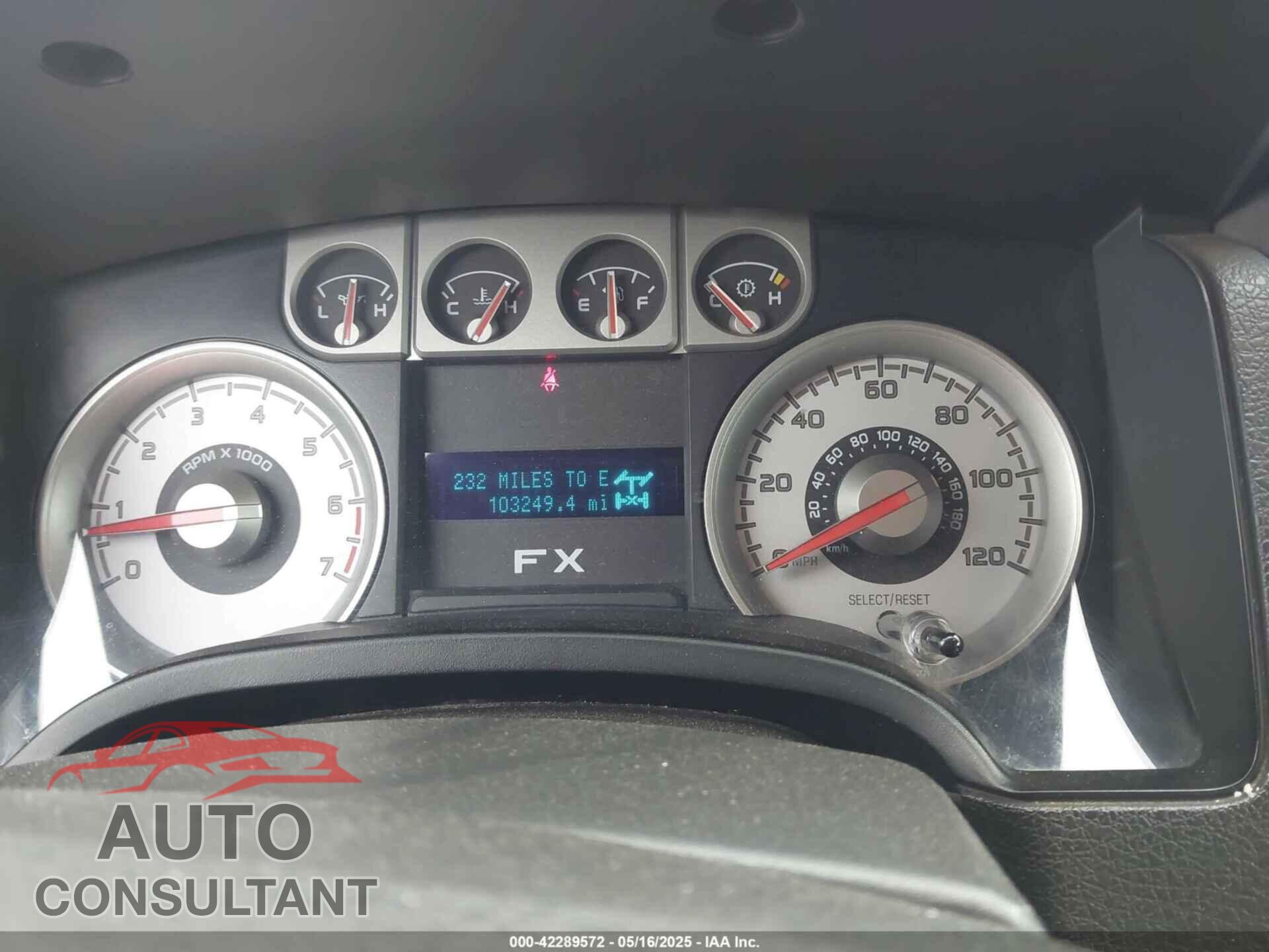FORD F-150 2010 - 1FTFX1EV4AFC76504