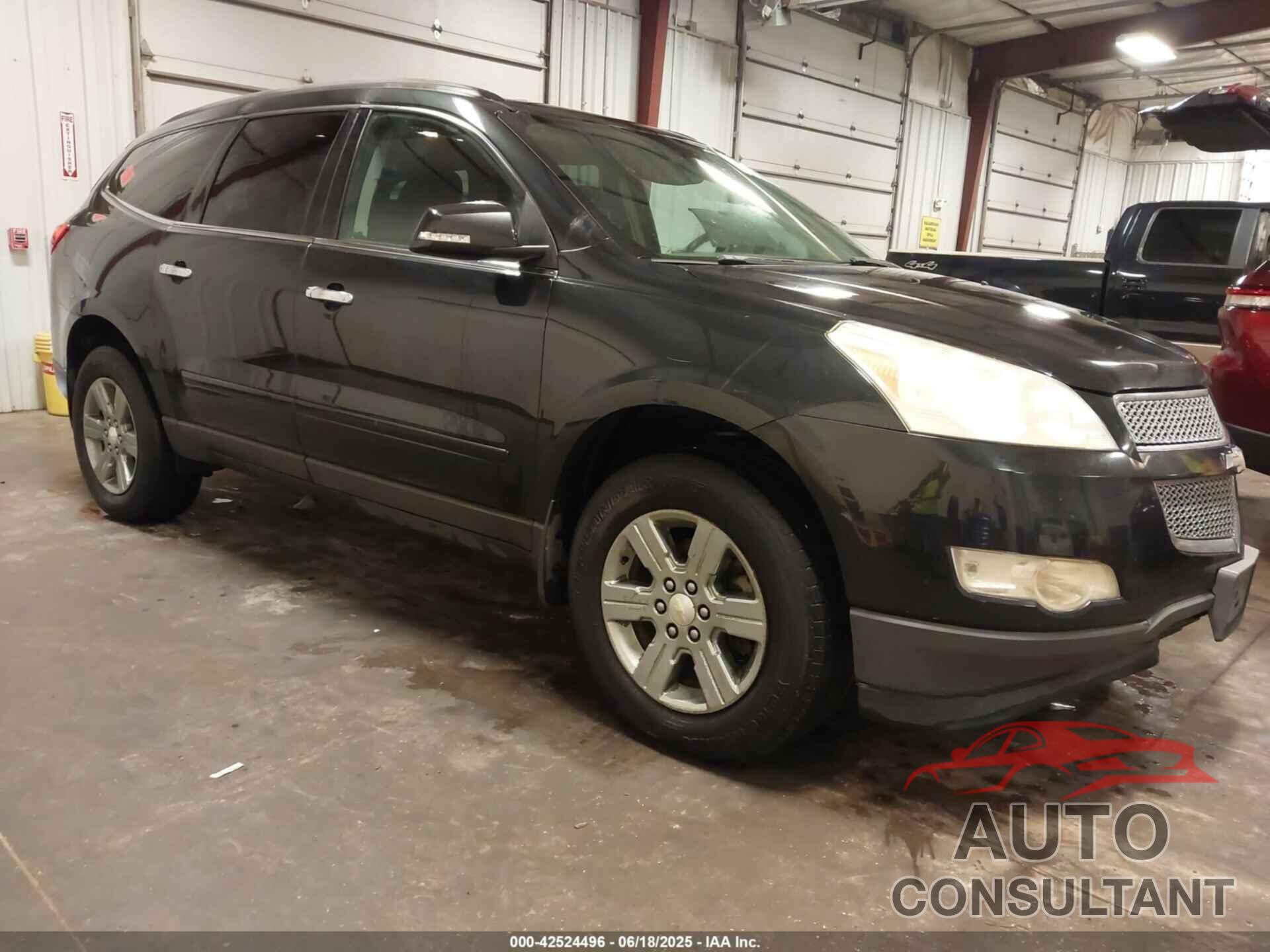CHEVROLET TRAVERSE 2011 - 1GNKRGED2BJ367795