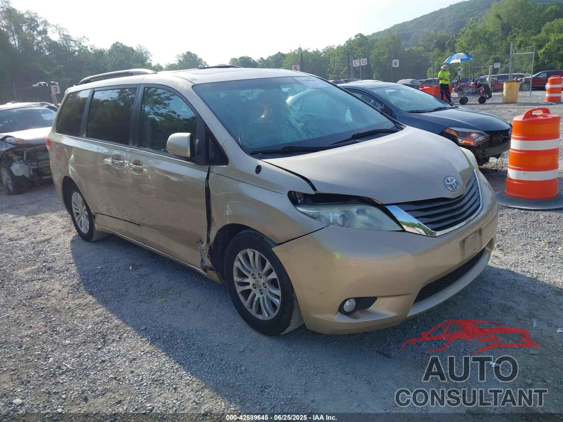TOYOTA SIENNA 2011 - 5TDYK3DC7BS008535