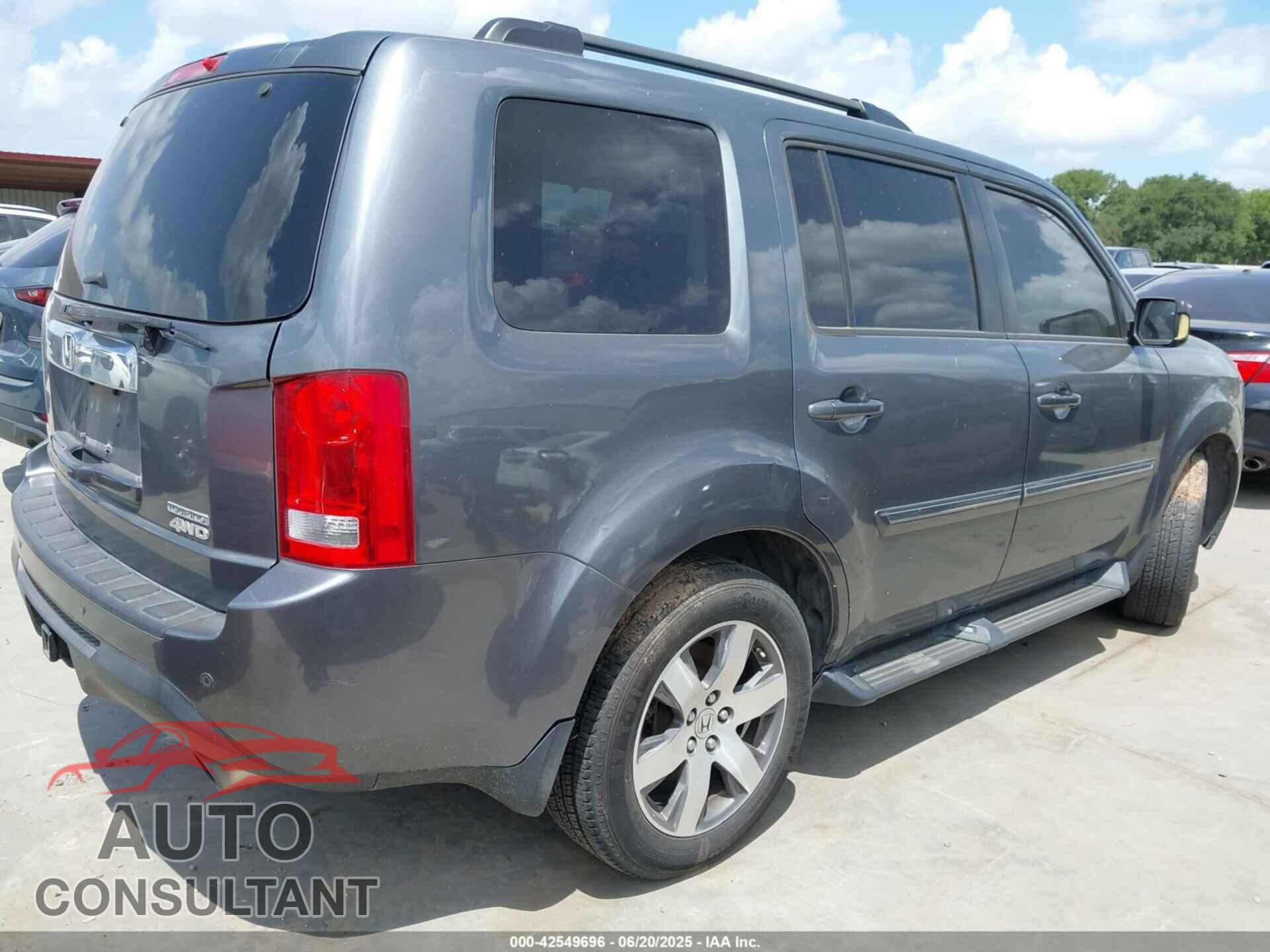 HONDA PILOT 2013 - 5FNYF4H99DB046686