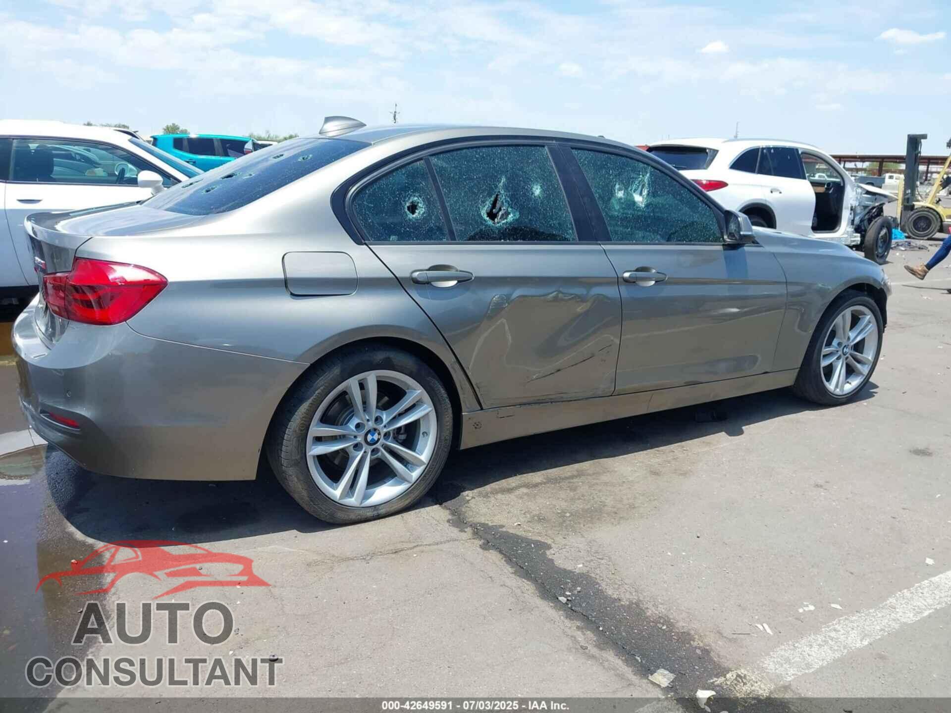 BMW 320I 2016 - WBA8E1G57GNU10350