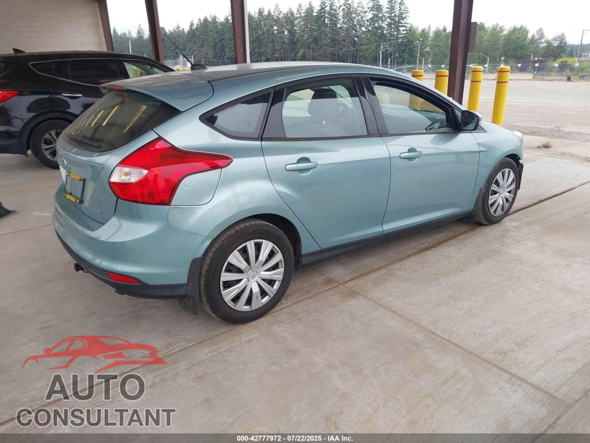 FORD FOCUS 2012 - 1FAHP3K22CL340516