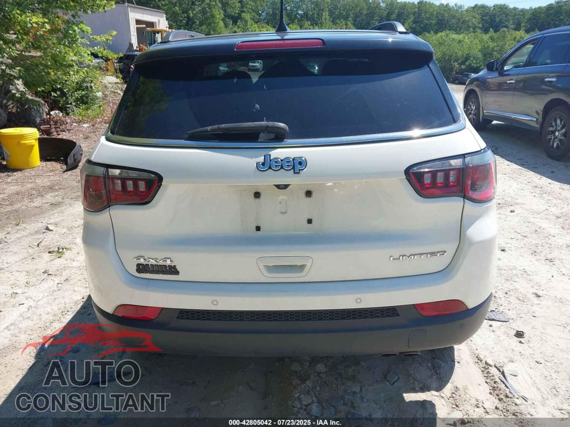 JEEP COMPASS 2018 - 3C4NJDCB5JT114426