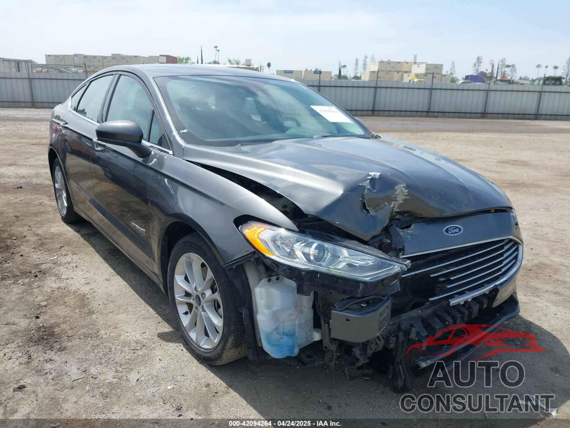 FORD FUSION HYBRID 2019 - 3FA6P0LU3KR174108