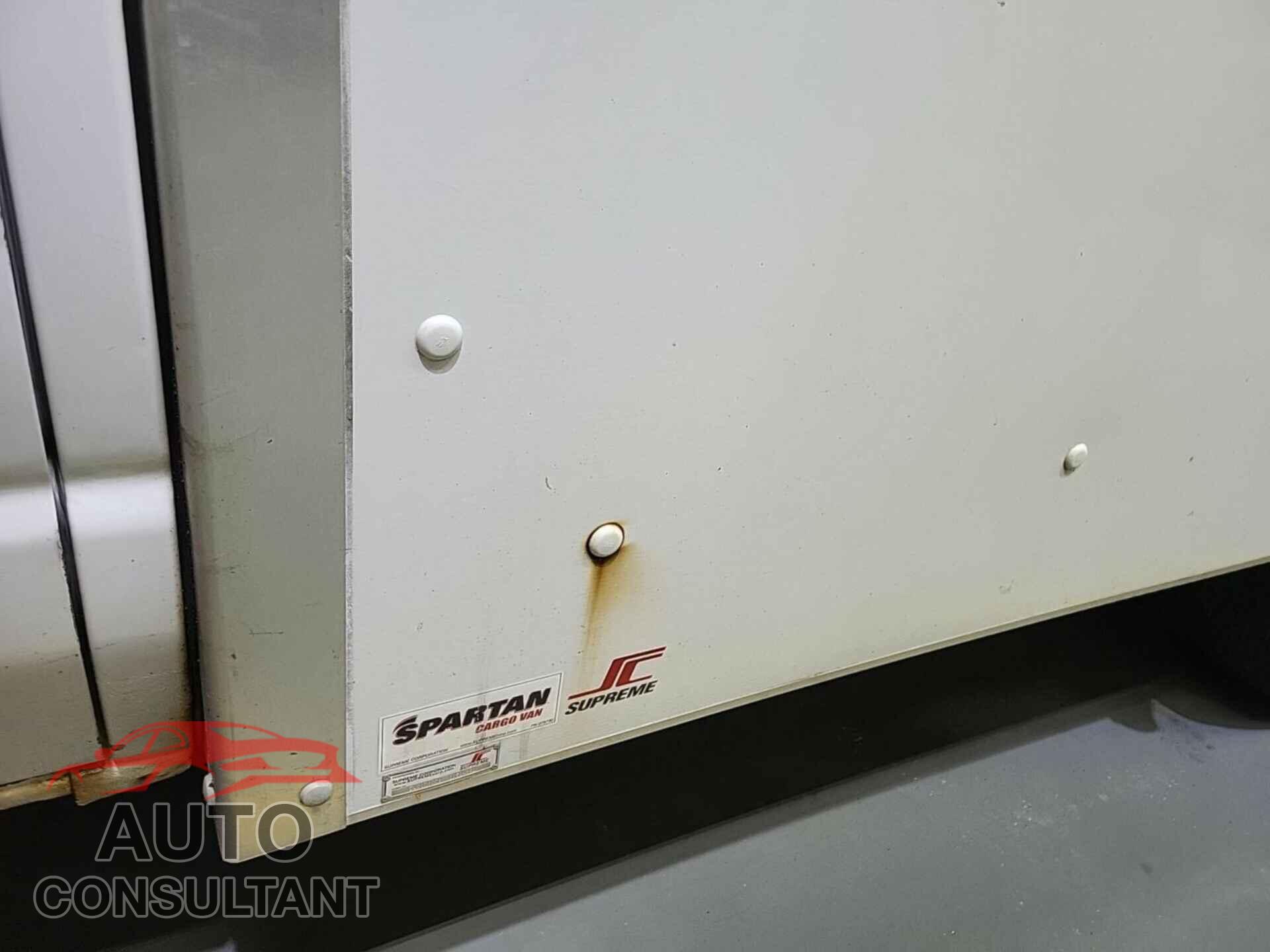 FORD E-350 CUTAWAY 2012 - 1FDSE3FL2CDB30013