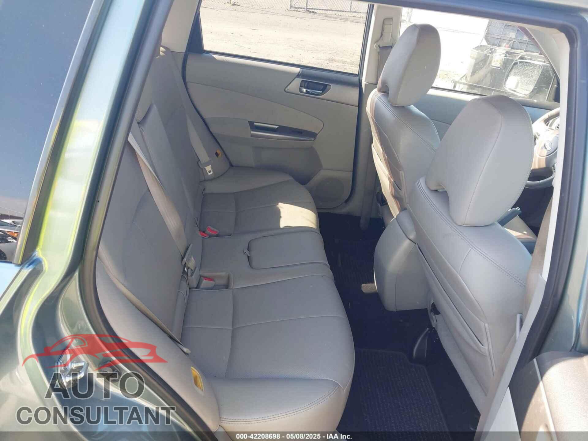 SUBARU FORESTER 2011 - JF2SHAEC8BH762623