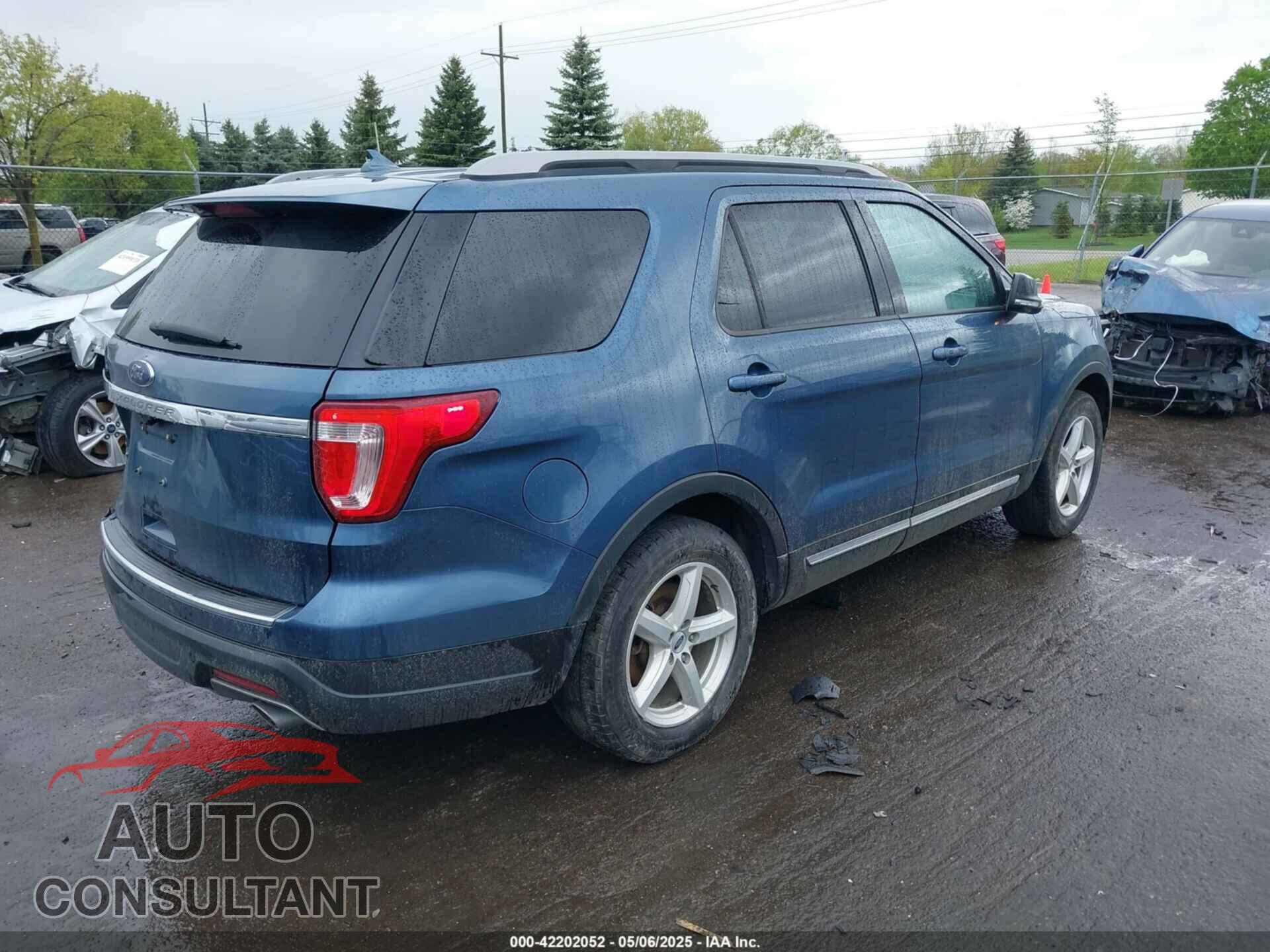 FORD EXPLORER 2018 - 1FM5K7D82JGC48134