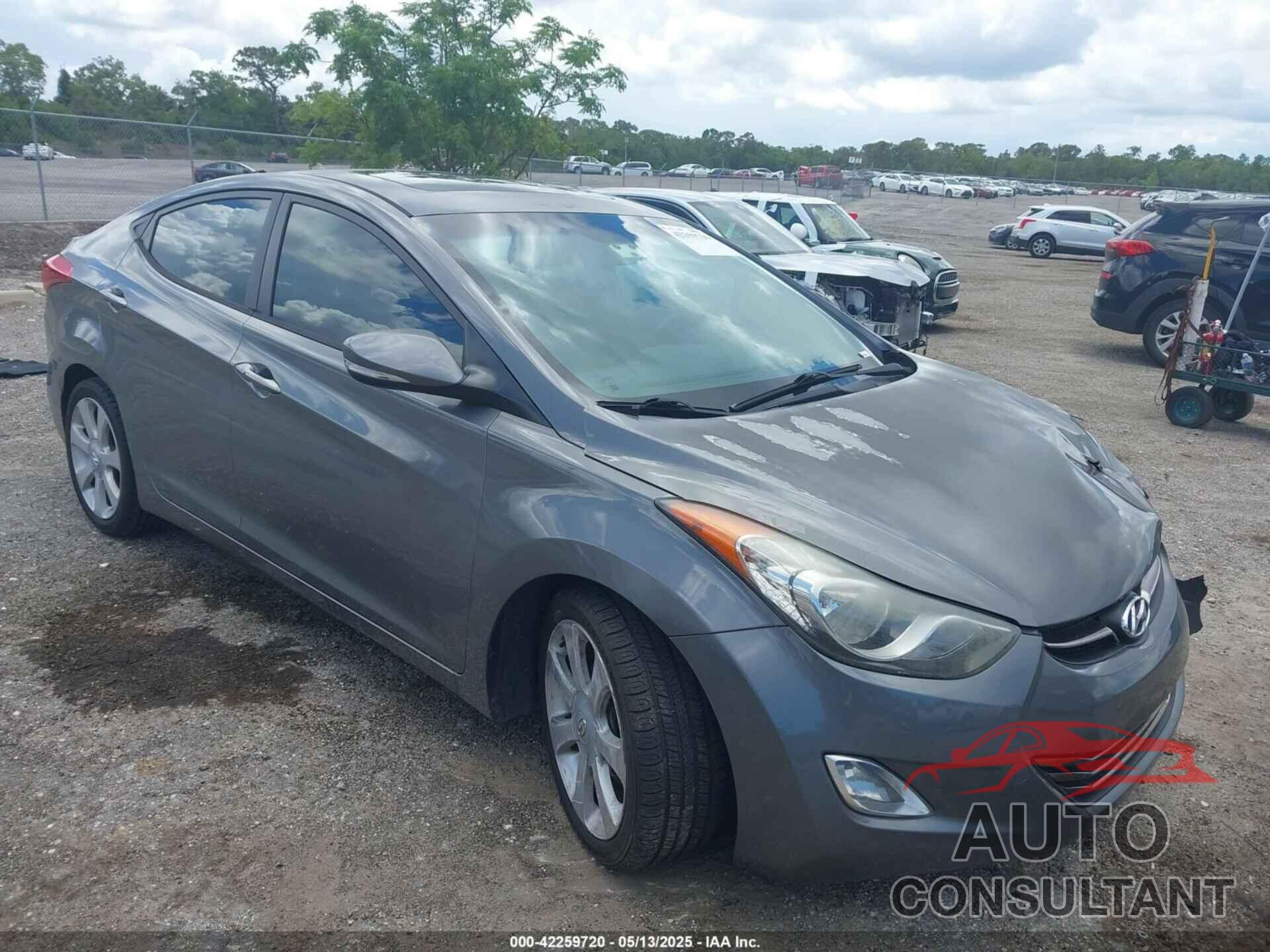 HYUNDAI ELANTRA 2013 - 5NPDH4AE0DH337370