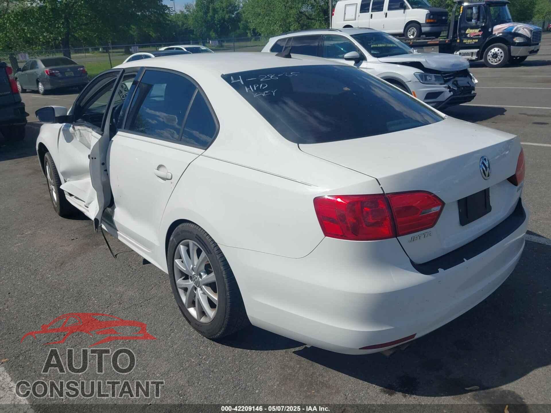 VOLKSWAGEN JETTA 2012 - 3VWDX7AJ7CM362001
