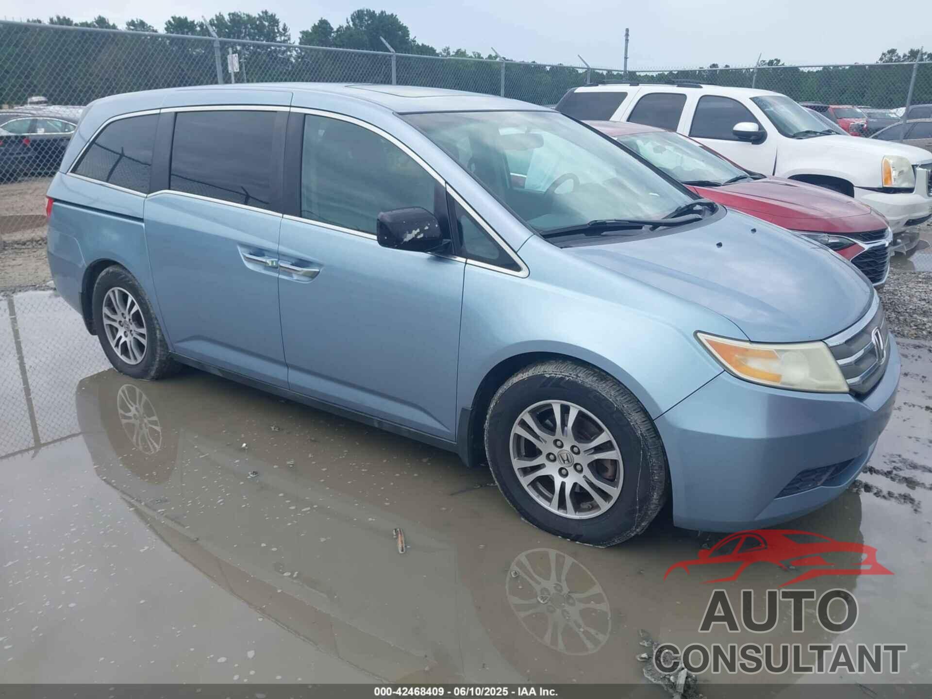 HONDA ODYSSEY 2013 - 5FNRL5H6XDB090432