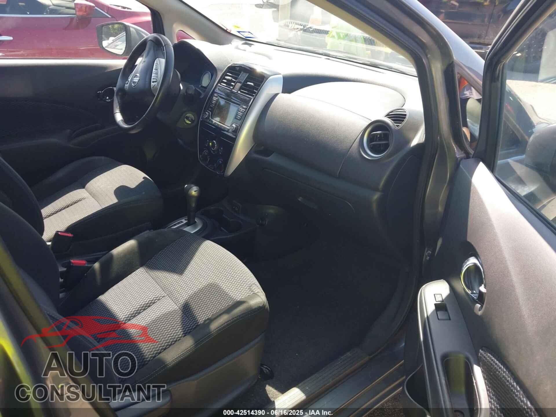 NISSAN VERSA NOTE 2017 - 3N1CE2CP8HL355325