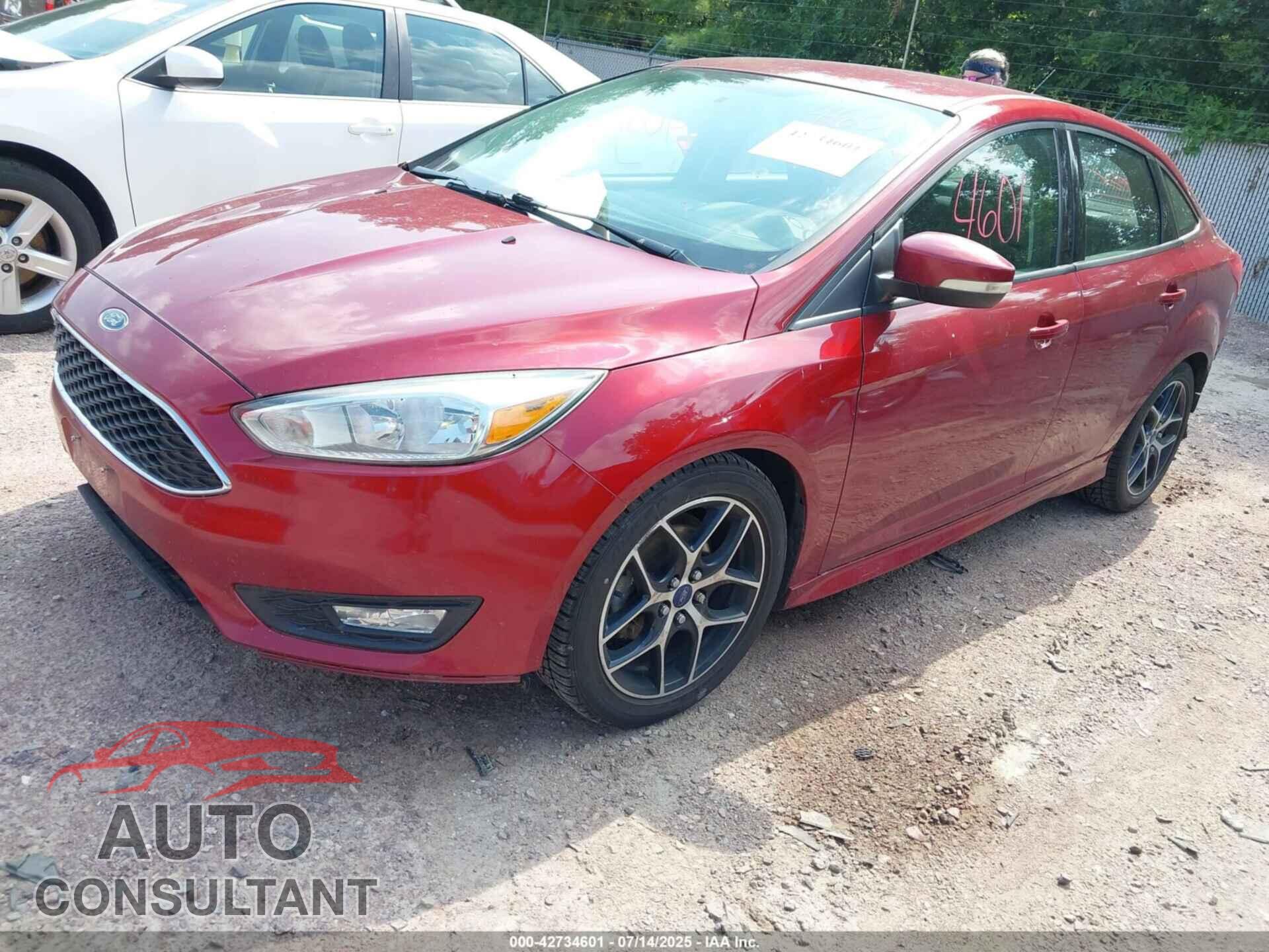 FORD FOCUS 2015 - 1FADP3F28FL239252