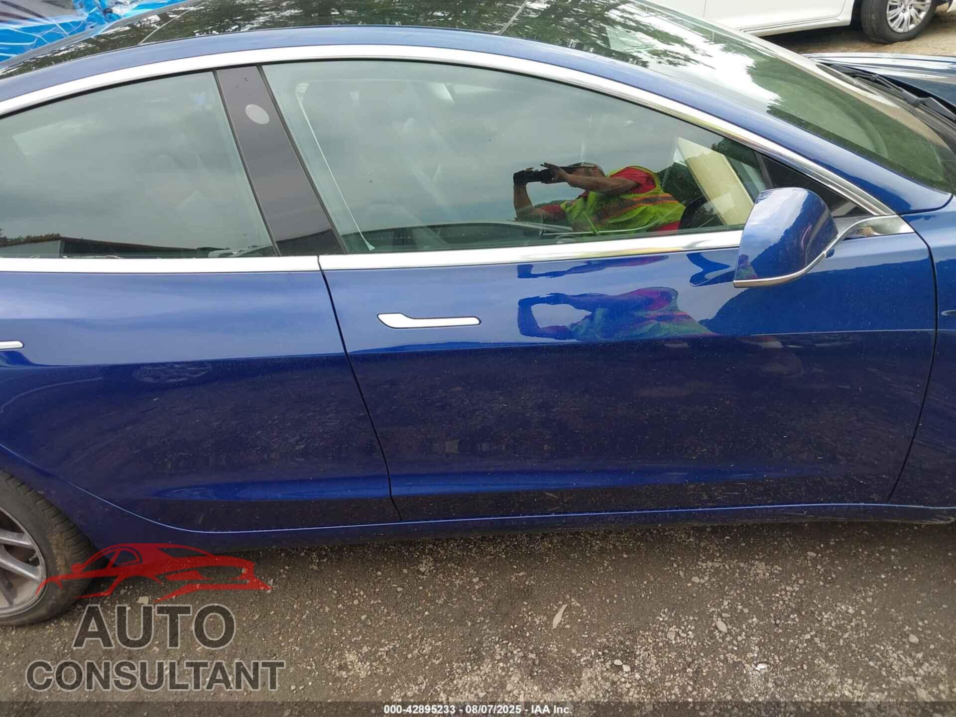 TESLA MODEL 3 2019 - 5YJ3E1EA4KF337460