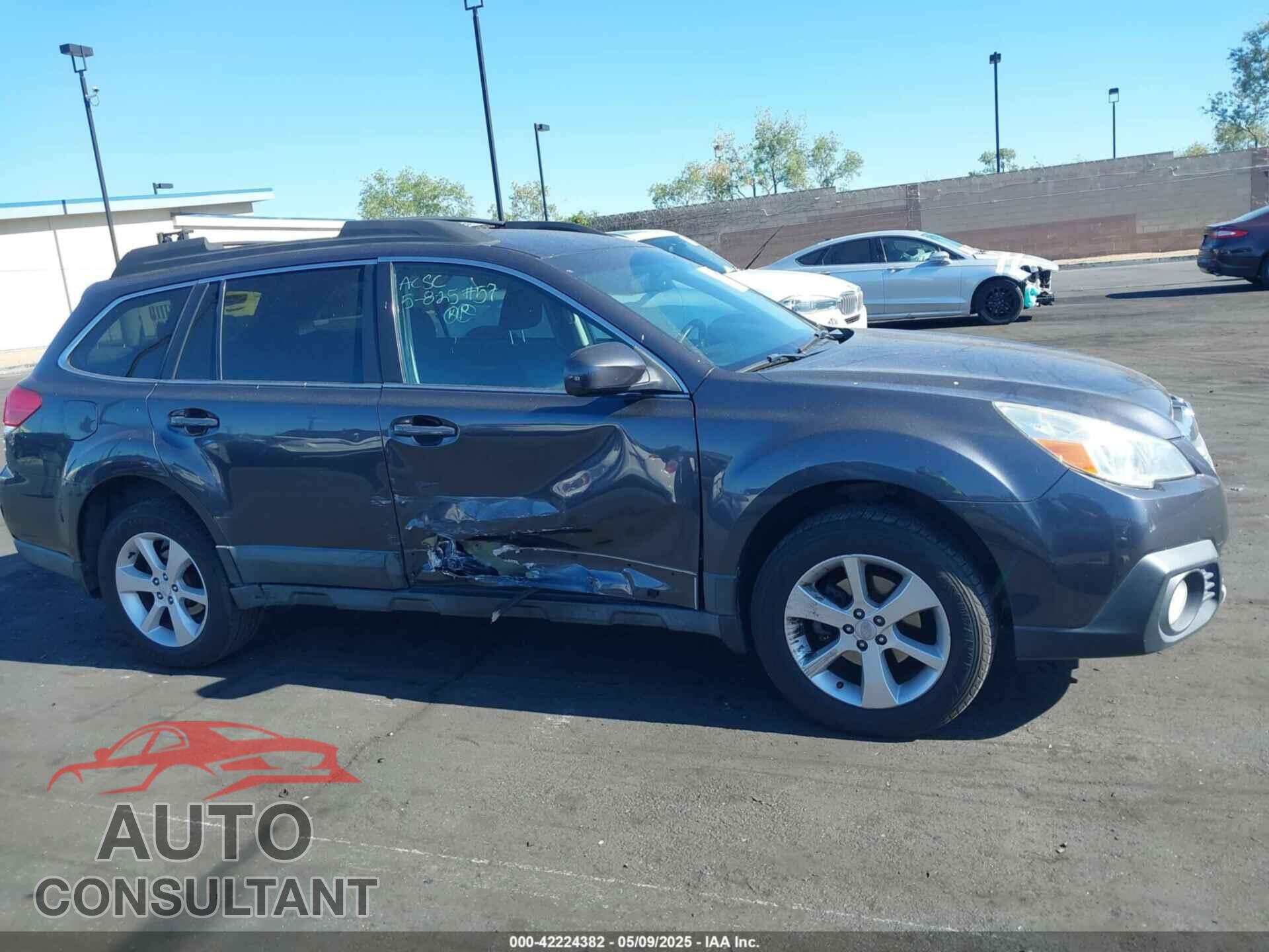 SUBARU OUTBACK 2013 - 4S4BRBCC6D3237401