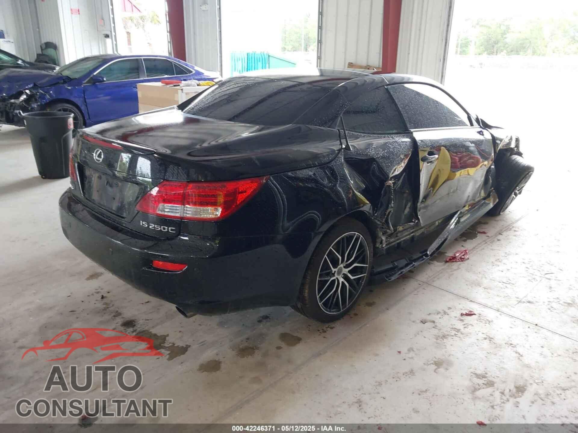 LEXUS IS 250C 2010 - JTHFF2C22A2513014