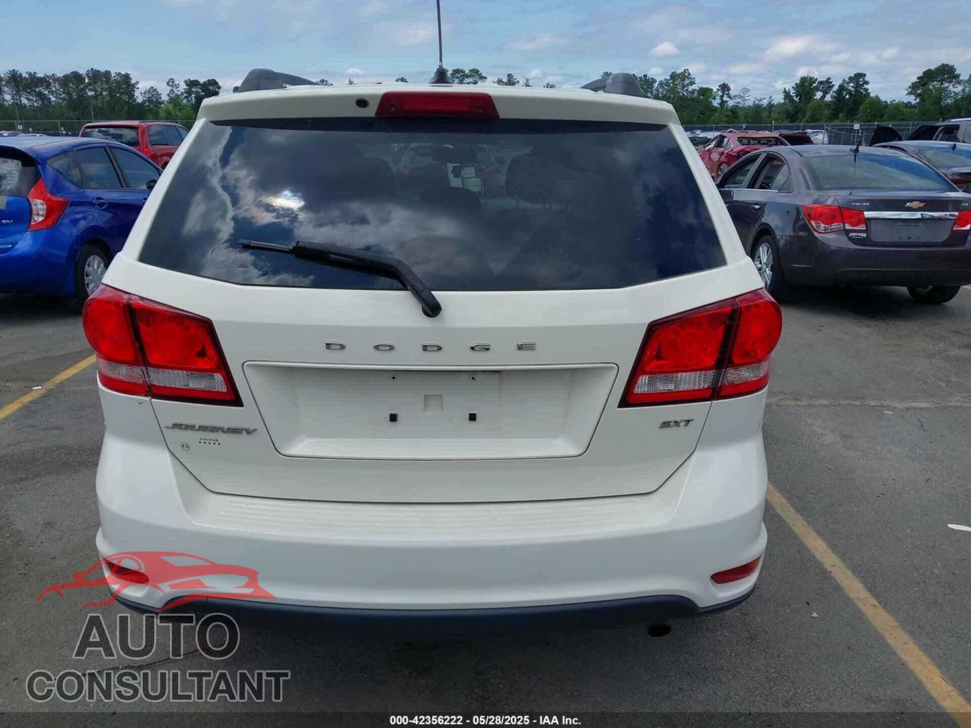 DODGE JOURNEY 2015 - 3C4PDCBB1FT577943