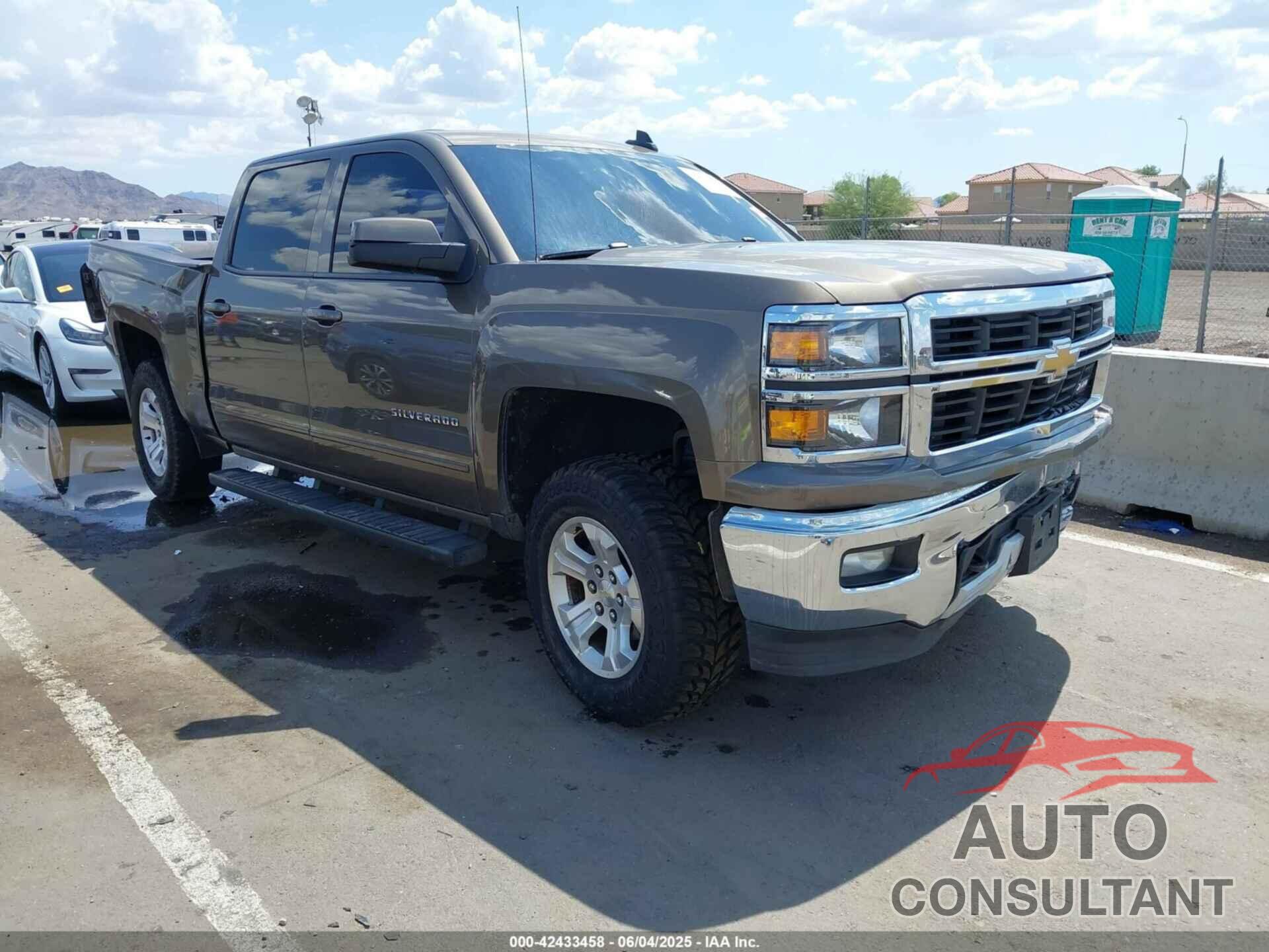 CHEVROLET SILVERADO 1500 2015 - 3GCUKREC8FG303728