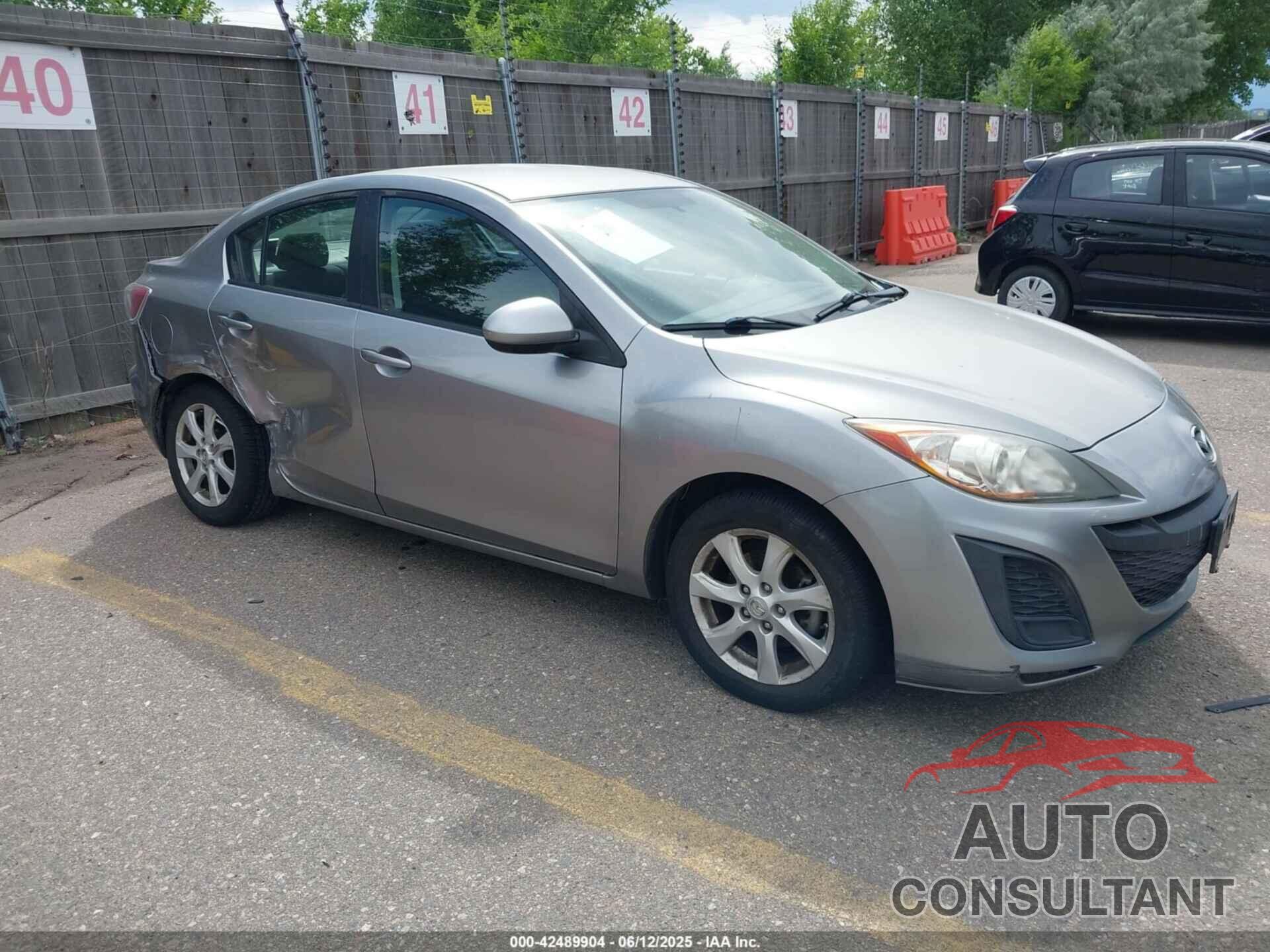 MAZDA MAZDA3 2011 - JM1BL1VG5B1358171