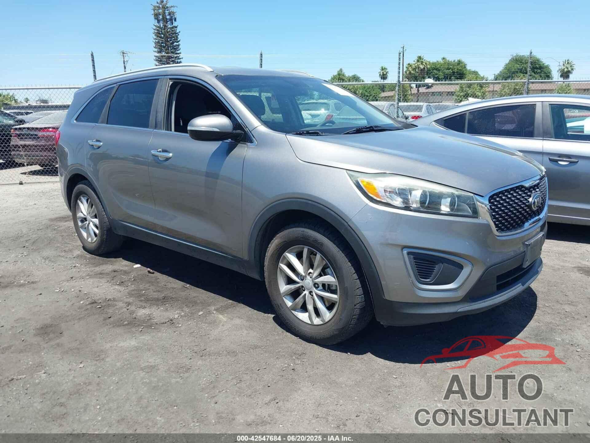 KIA SORENTO 2017 - 5XYPG4A35HG257235