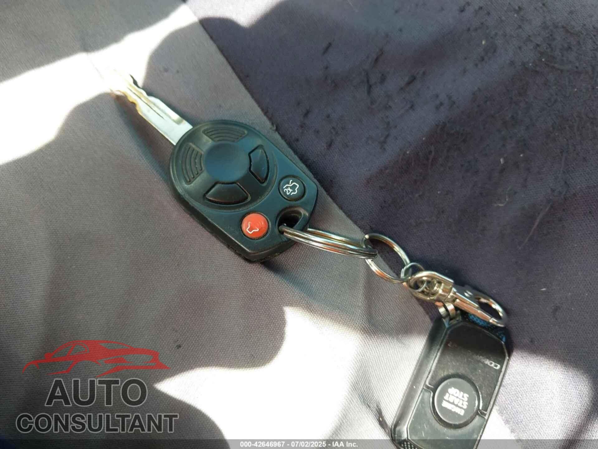 MAZDA TRIBUTE 2011 - 4F2CY9C78BKM01726