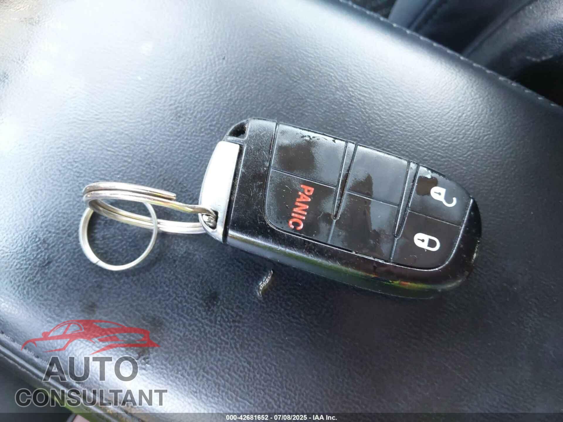 DODGE JOURNEY 2015 - 3C4PDCBB0FT637470