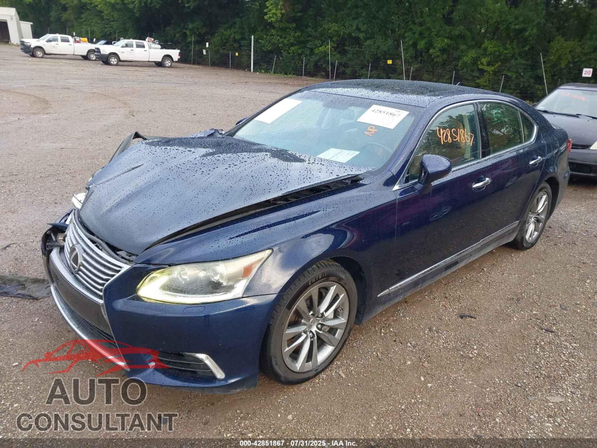 LEXUS LS 460 2013 - JTHCL5EF3D5016585