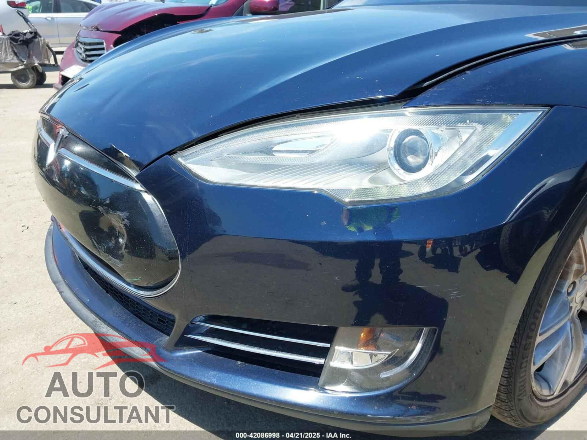 TESLA MODEL S 2013 - 5YJSA1DN1DFP05317