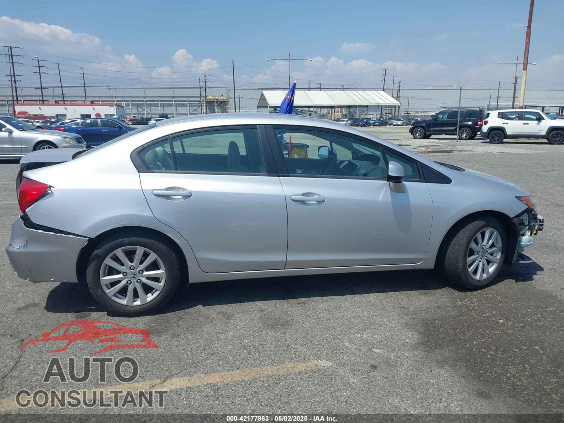 HONDA CIVIC 2012 - 19XFB2F84CE330376
