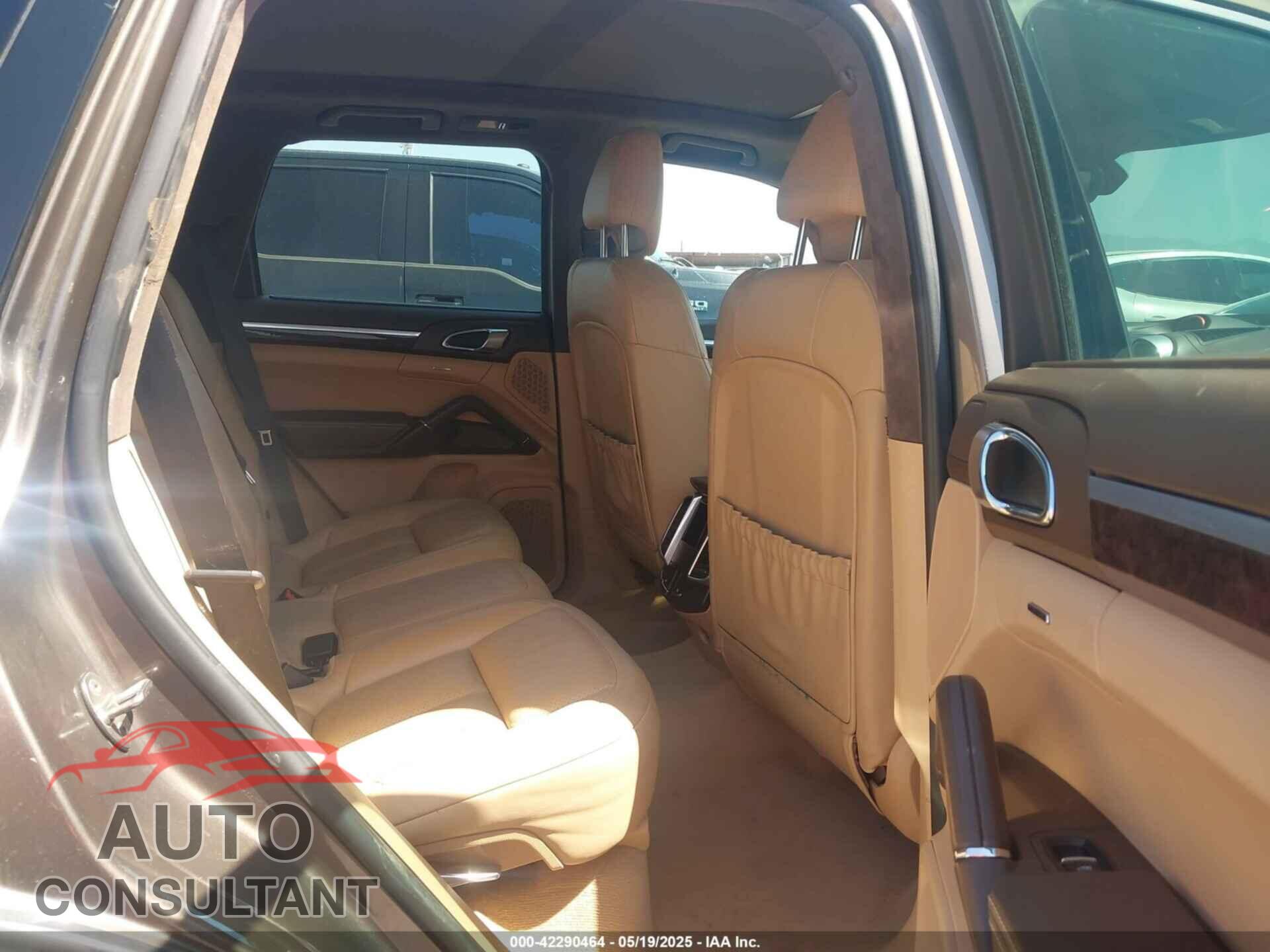 PORSCHE CAYENNE 2015 - WP1AC2A27FLA82984