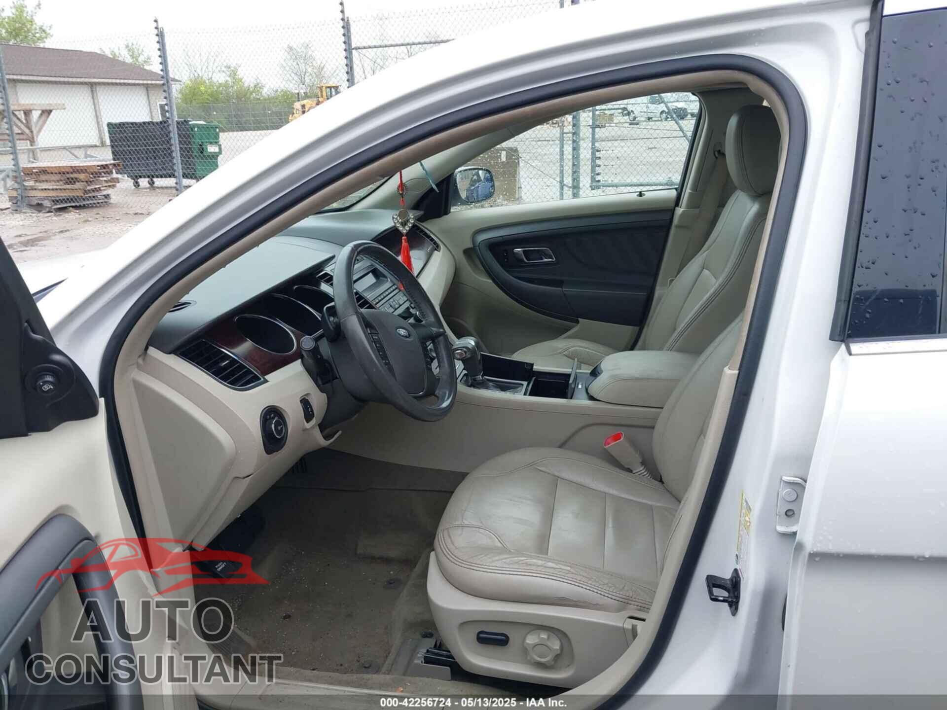 FORD TAURUS 2012 - 1FAHP2EW1CG127395