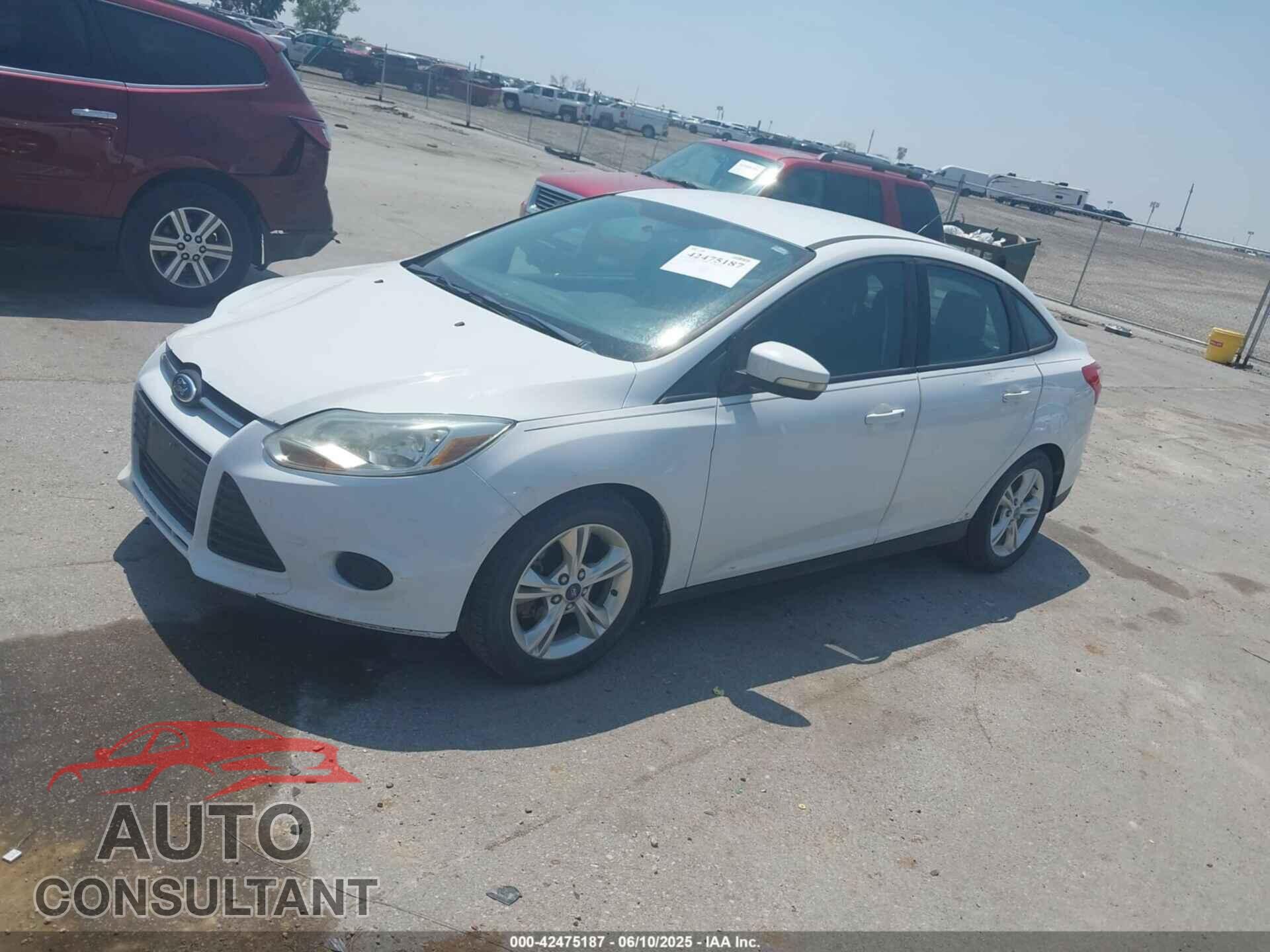 FORD FOCUS 2014 - 1FADP3F22EL166507