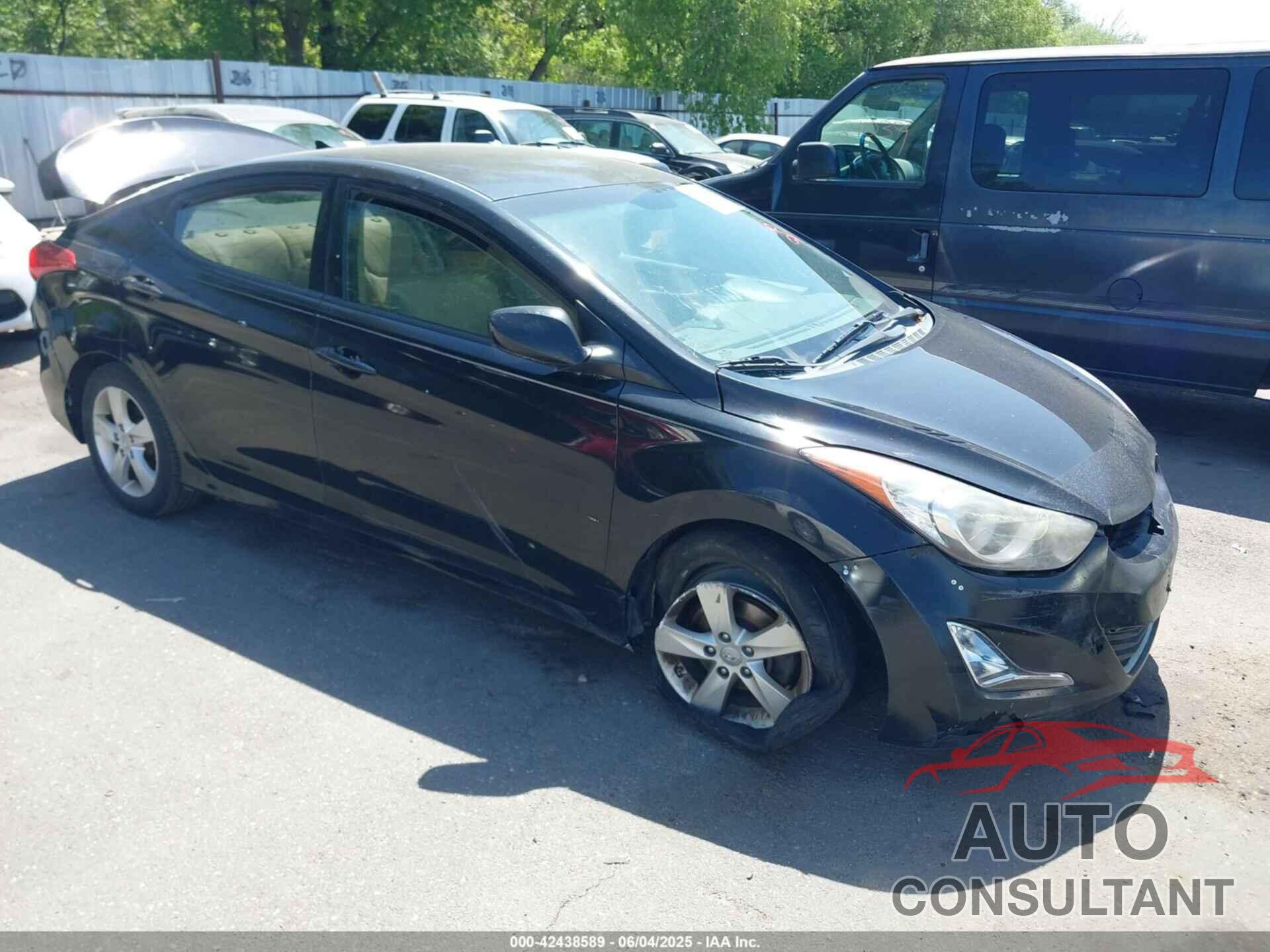HYUNDAI ELANTRA 2013 - KMHDH4AE0DU894846