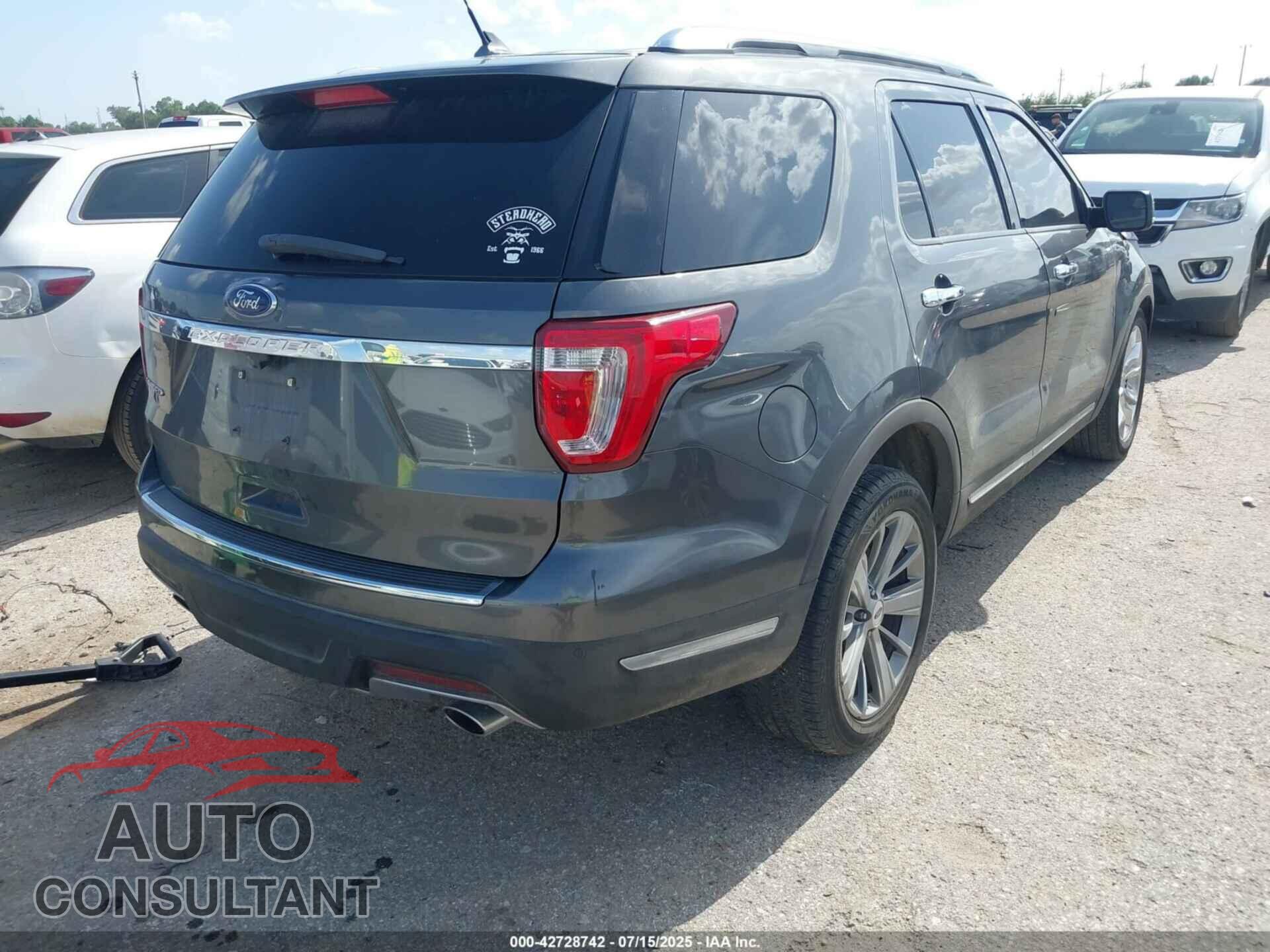 FORD EXPLORER 2018 - 1FM5K7F87JGB11641