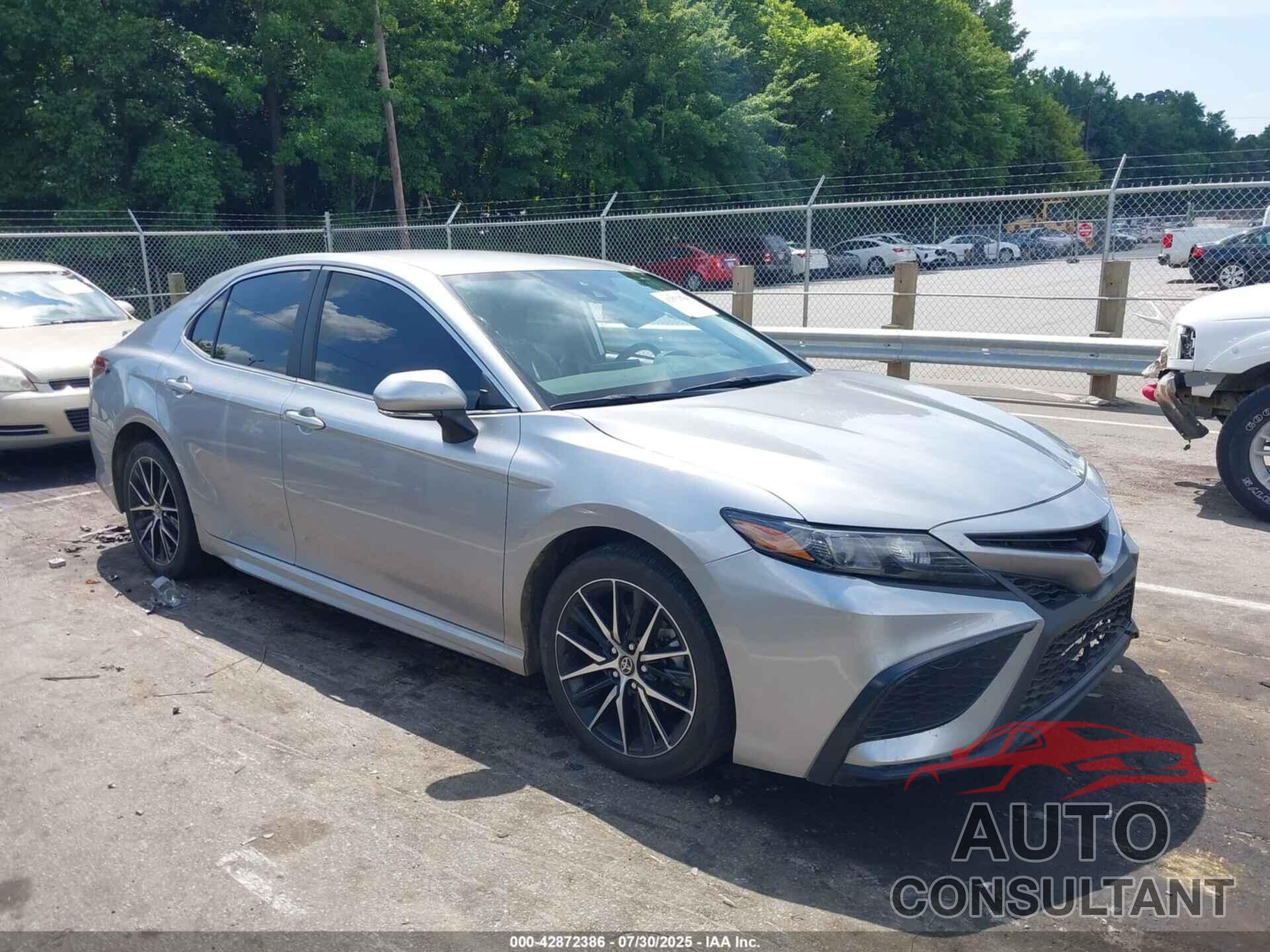 TOYOTA CAMRY 2023 - 4T1G11AK4PU838211